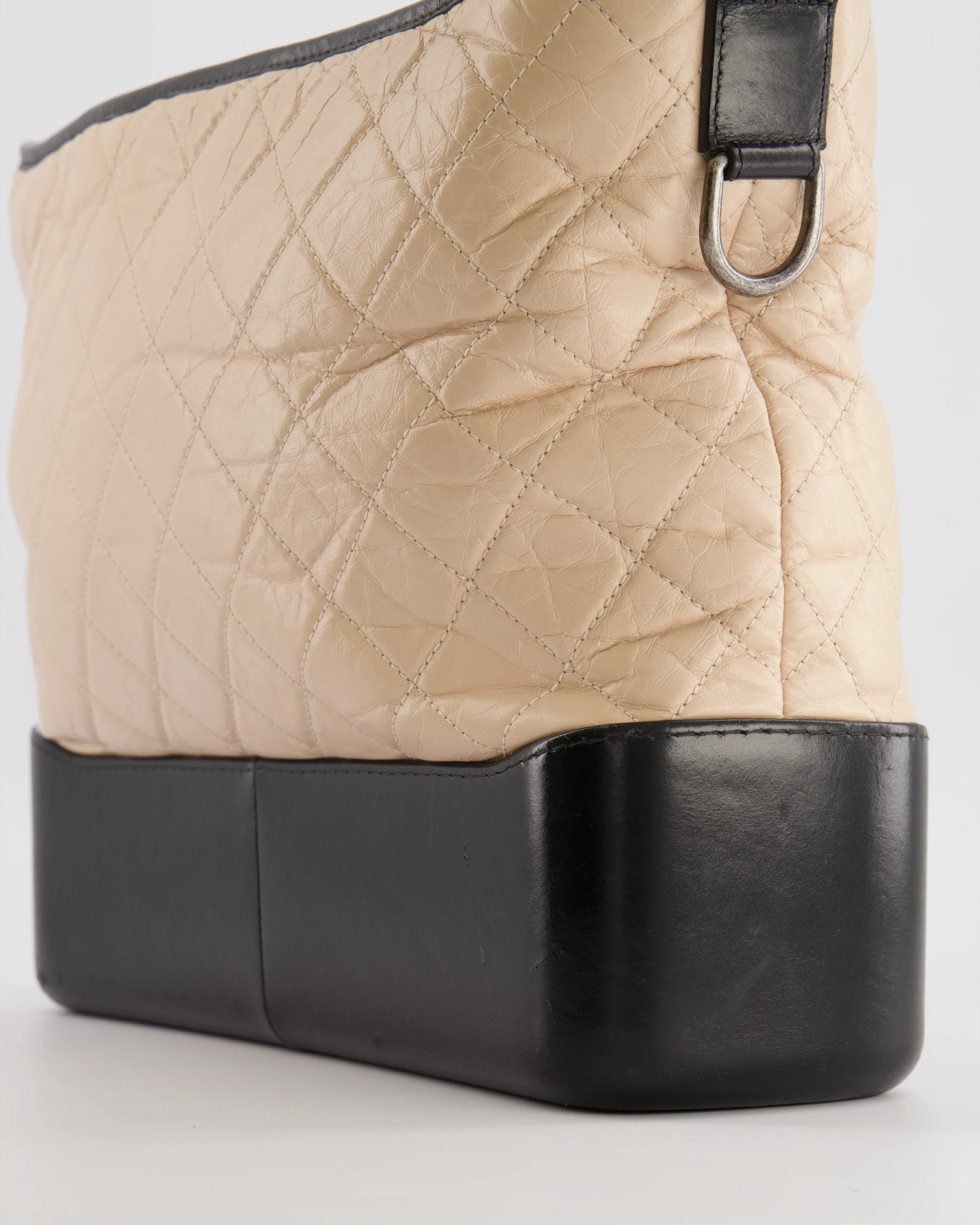 Chanel Large Gabrielle Bag in Beige and Black Crumpled Calfskin Leather with Mixed Hardware - Image 13