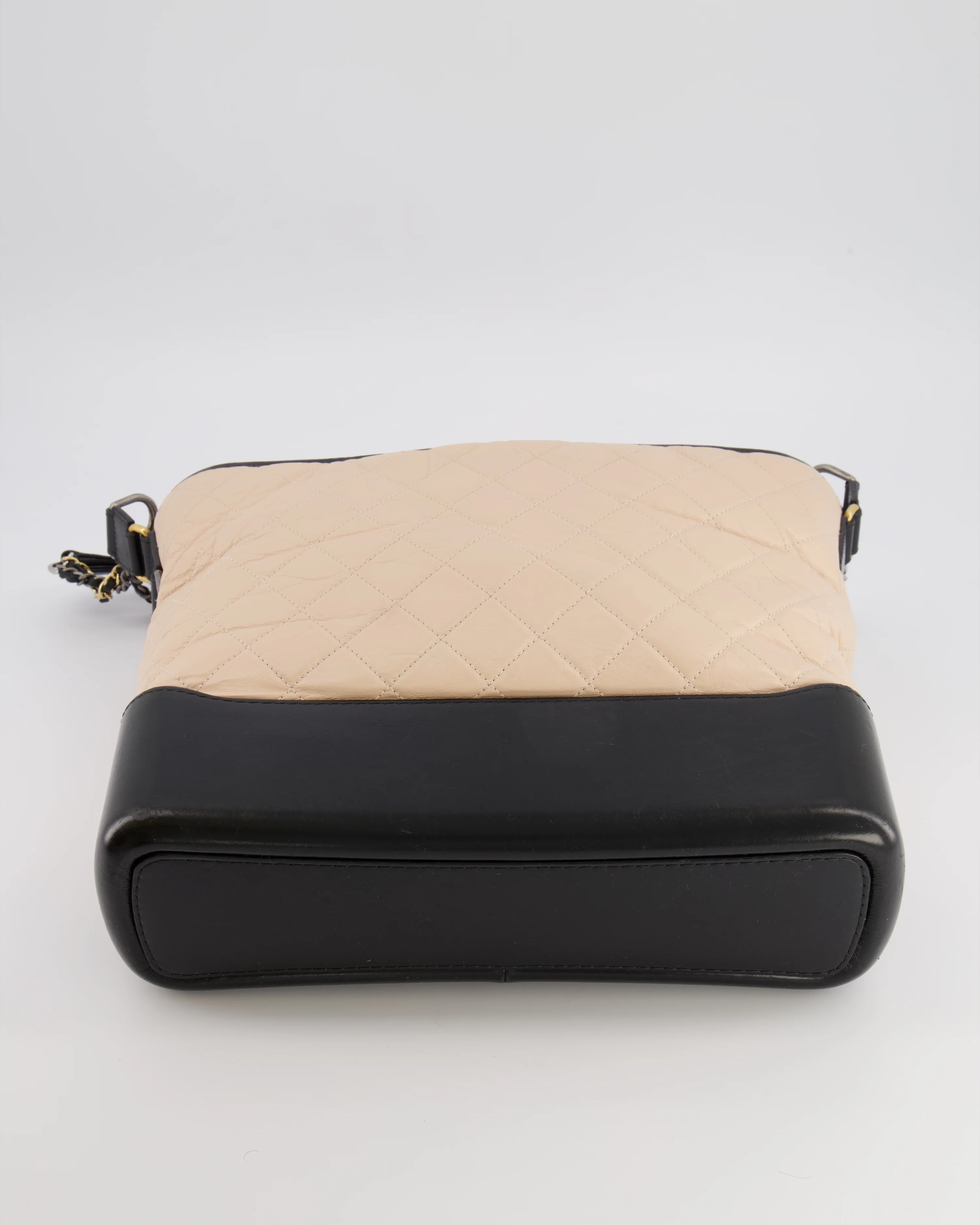 Chanel Large Gabrielle Bag in Beige and Black Crumpled Calfskin Leather with Mixed Hardware - Image 17