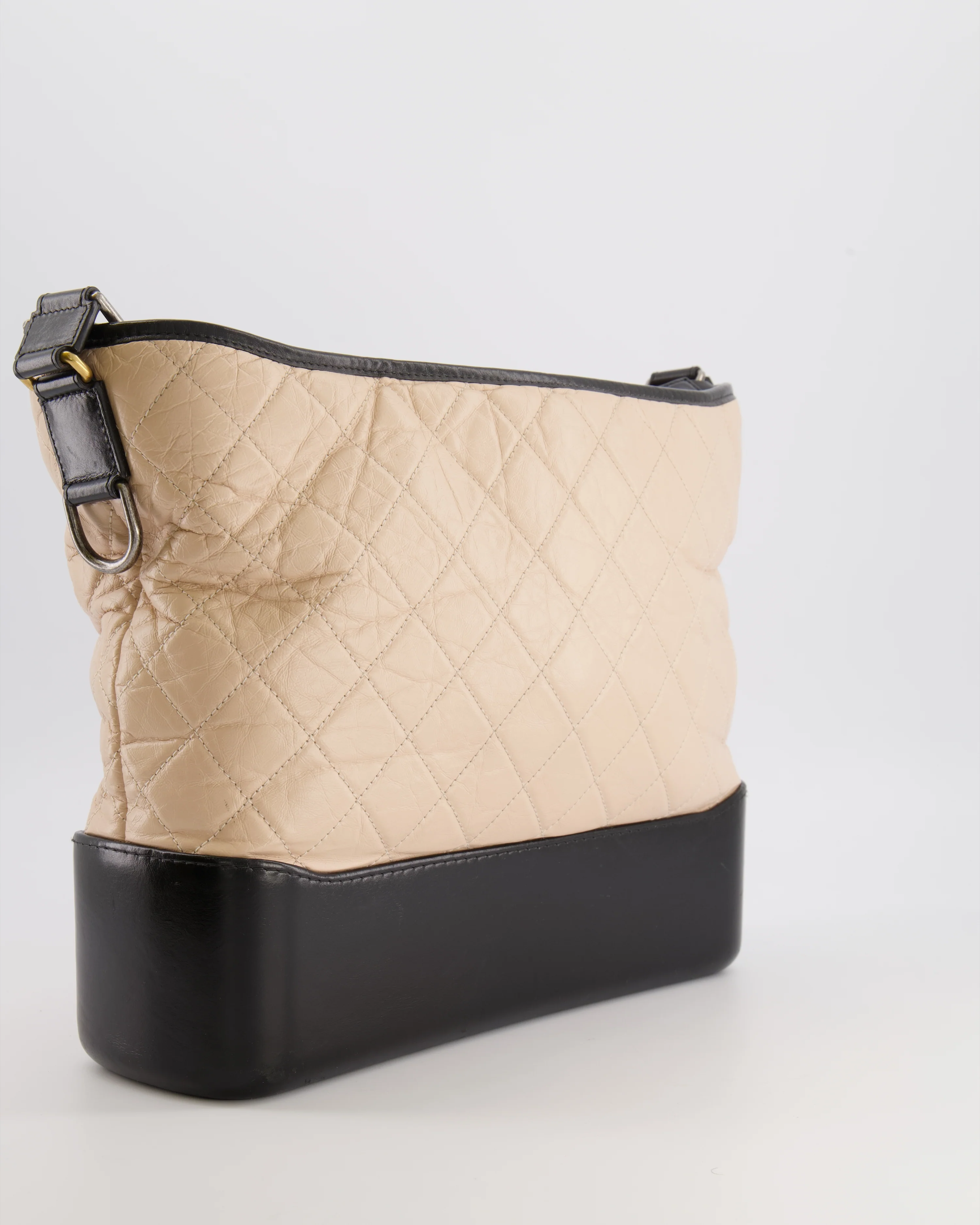 Chanel Large Gabrielle Bag in Beige and Black Crumpled Calfskin Leather with Mixed Hardware - Image 4