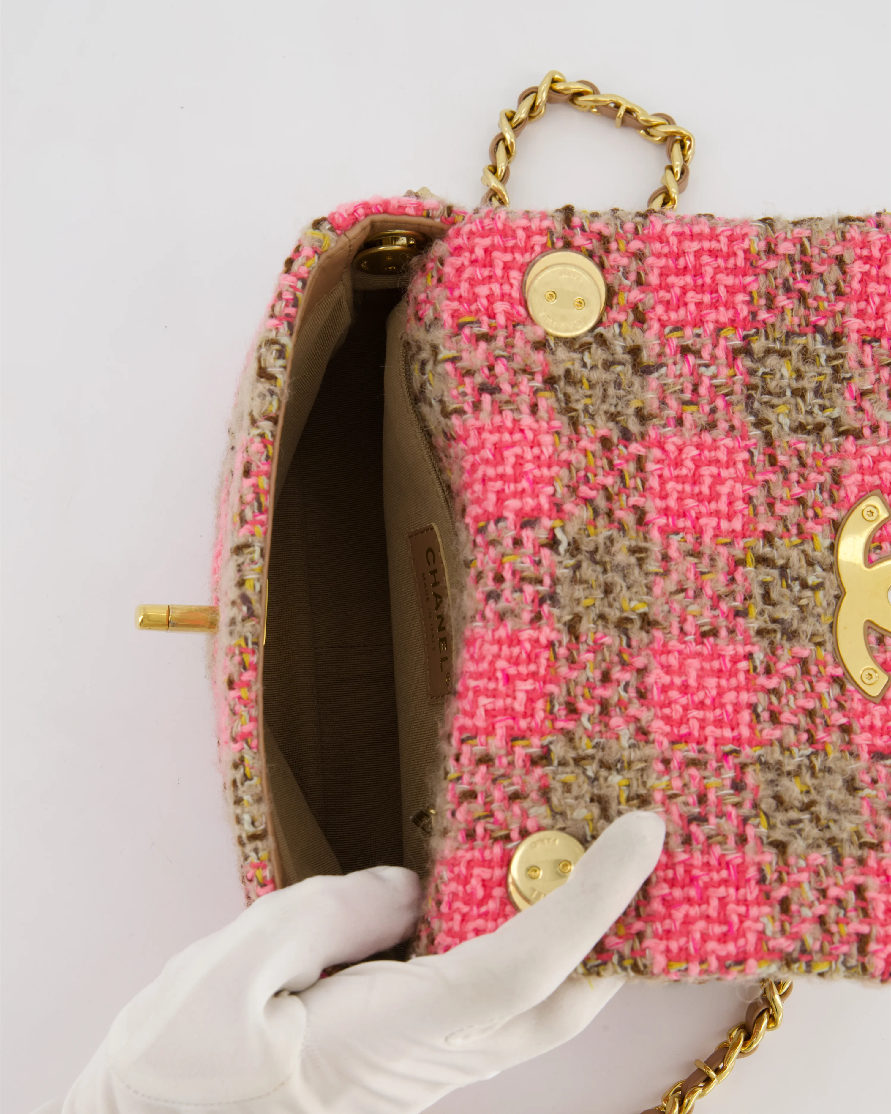 Chanel Mini 19 Flap Bag in Pink, Beige Check Tweed with Gold Hardware and Chunky Gold Chain Handle - Image 23