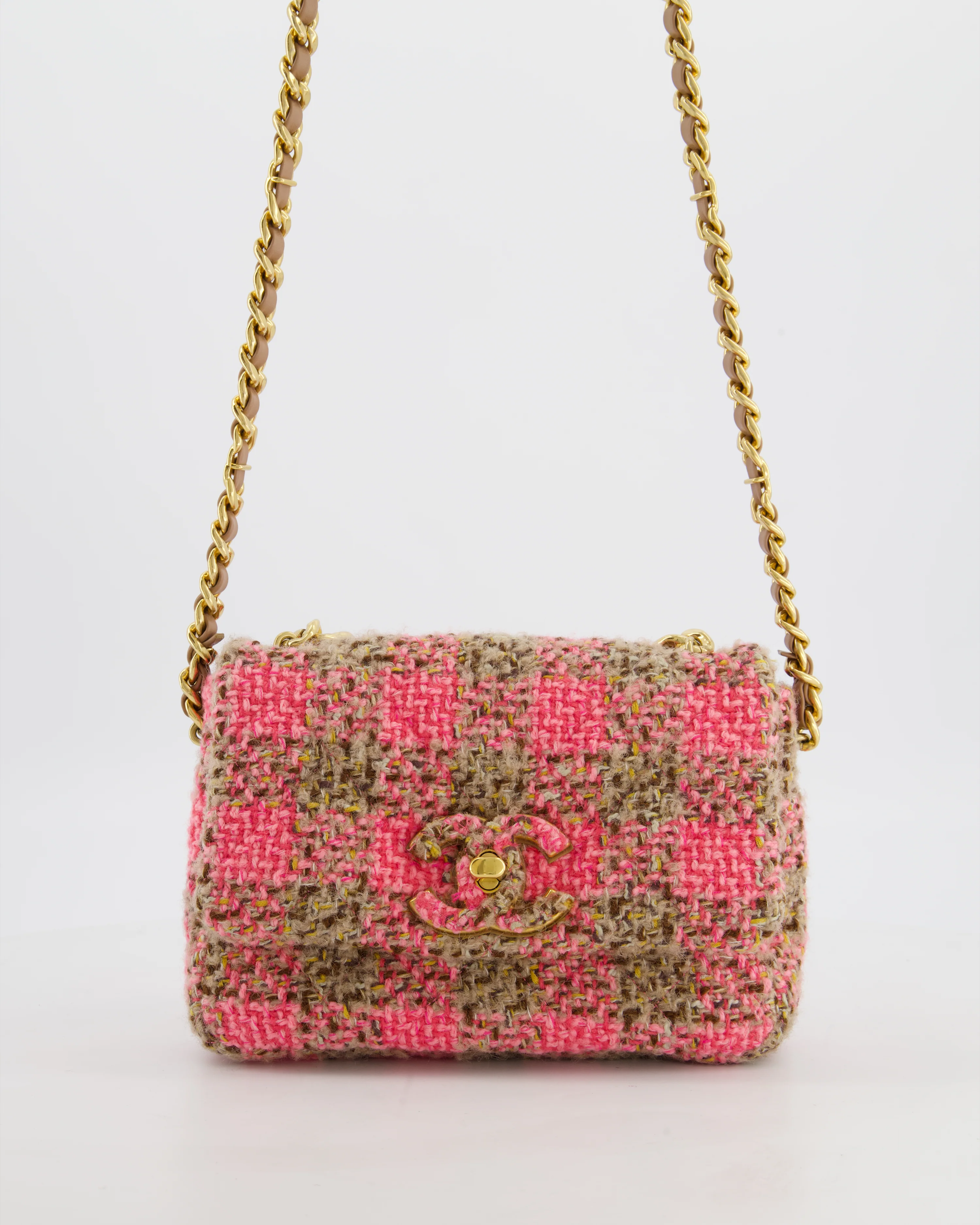 Chanel Mini 19 Flap Bag in Pink, Beige Check Tweed with Gold Hardware and Chunky Gold Chain Handle - Image 6