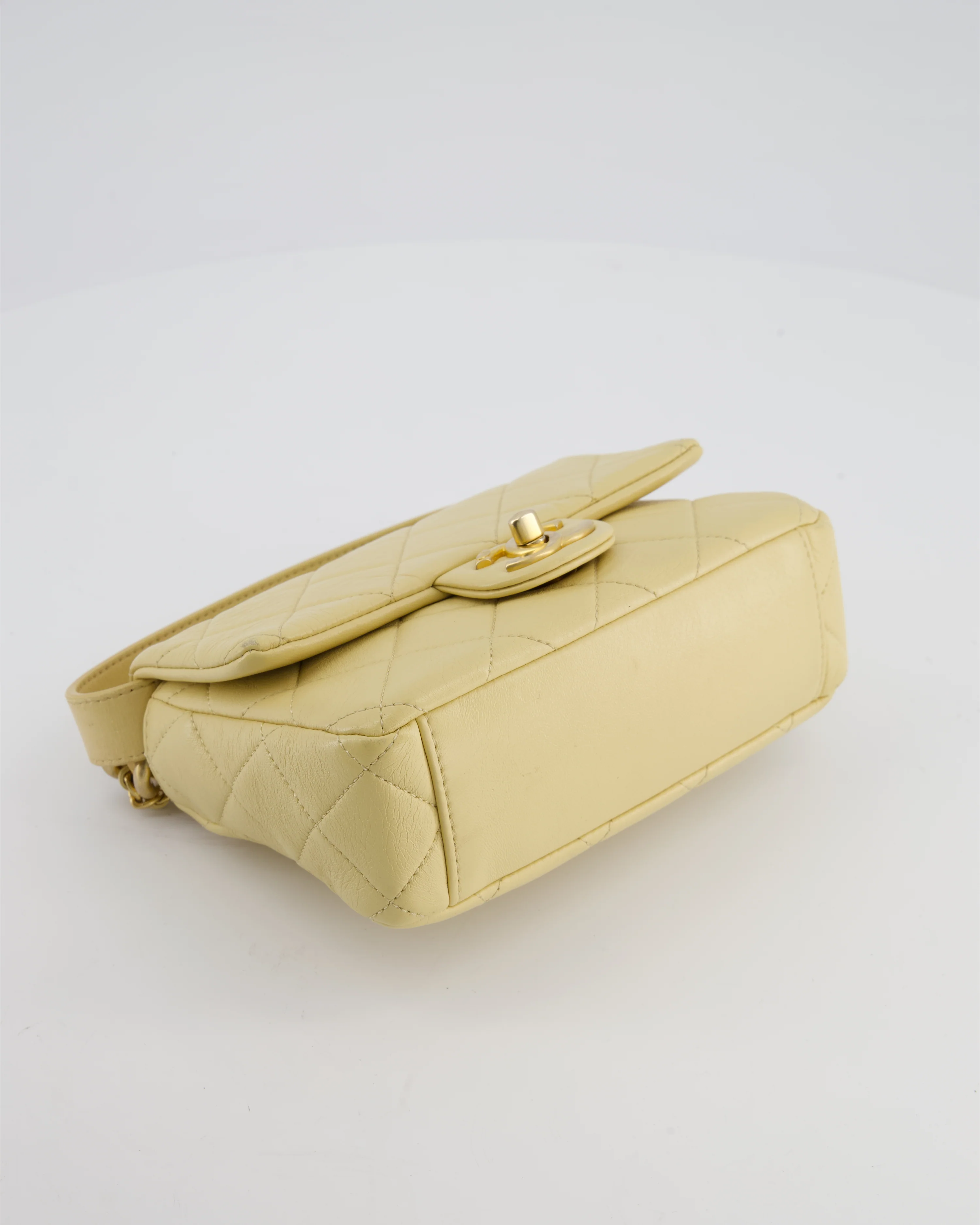 Chanel Mini Flap Bag in Pale Yellow Lambskin Leather with Chunky Chain and Gold Hardware - Image 19