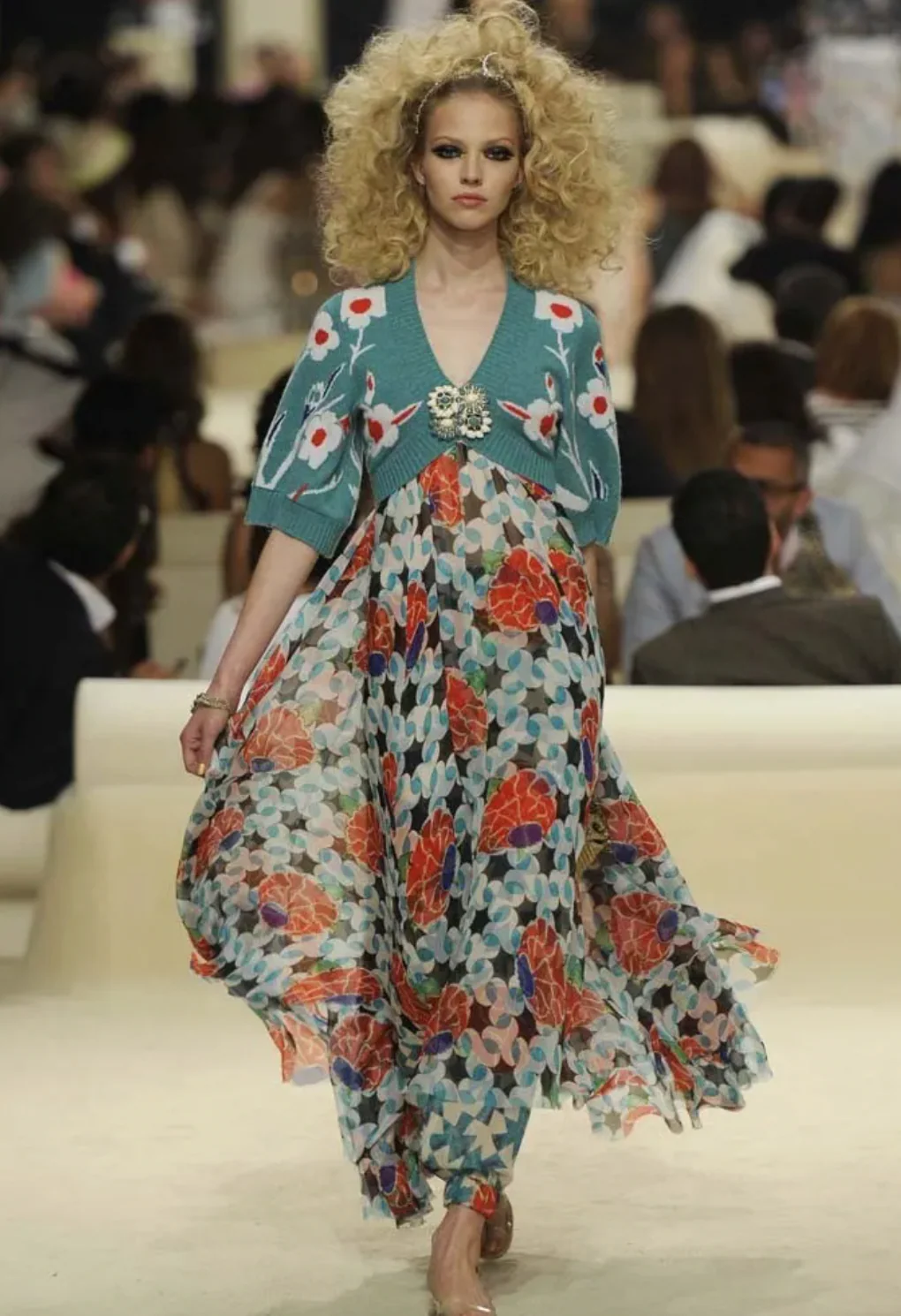 Chanel Resort 2015 Multi-Colour Silk Sleeveless Maxi Dress with Camellia Print Details Size FR 34 (UK 6) - Image 2