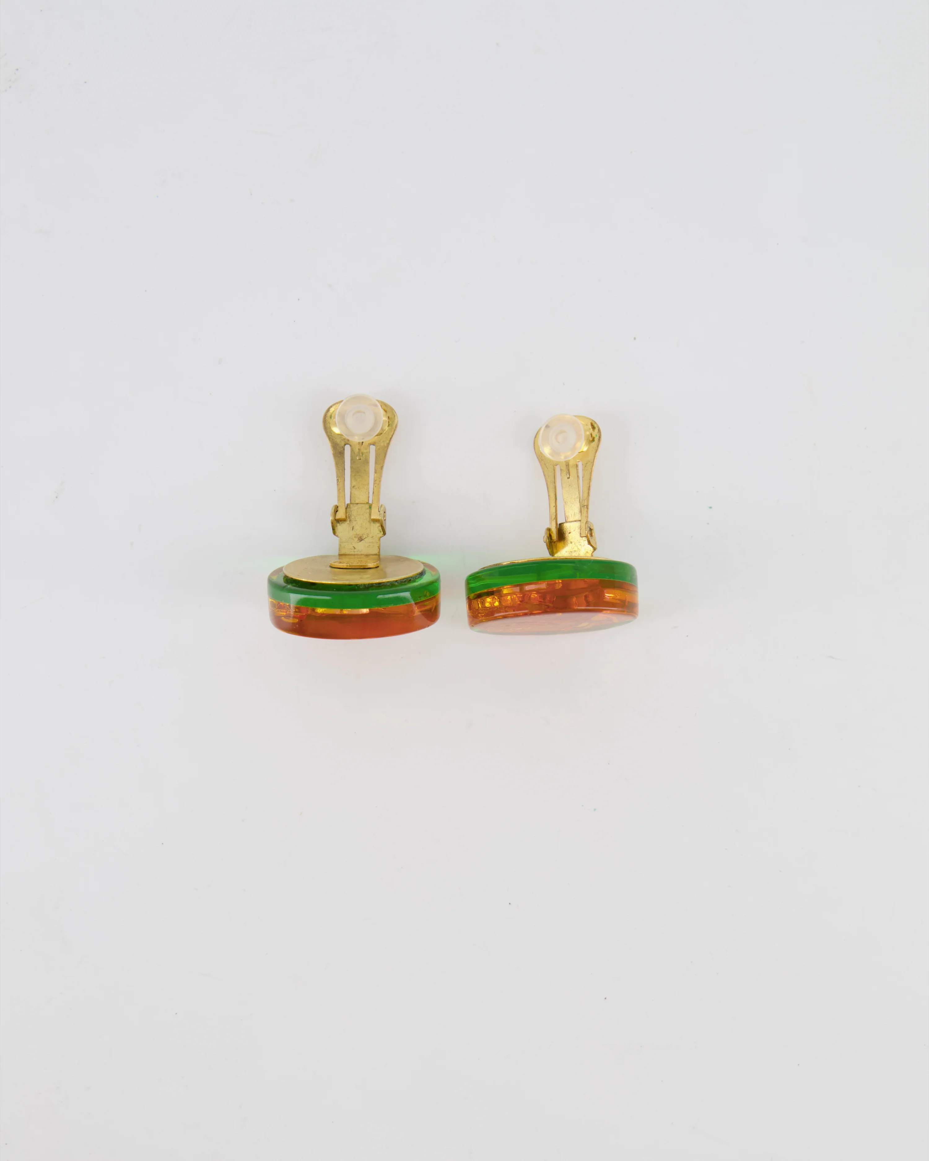 Chanel 97A Vintage Multicolour Holographic Round CC Logo Clip-On Earrings - Image 5