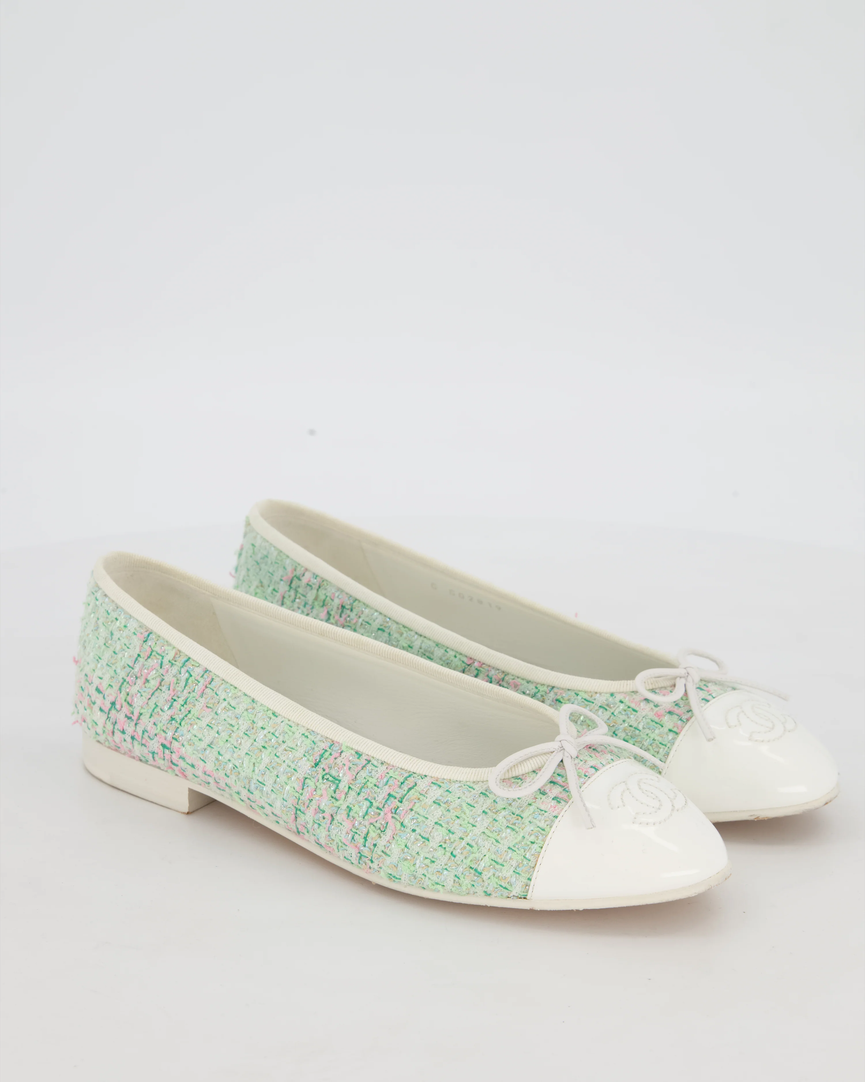 Chanel Multicolour Tweed Ballet Flats With White Patent Toe Cap Size EU 37.5 - Image 2