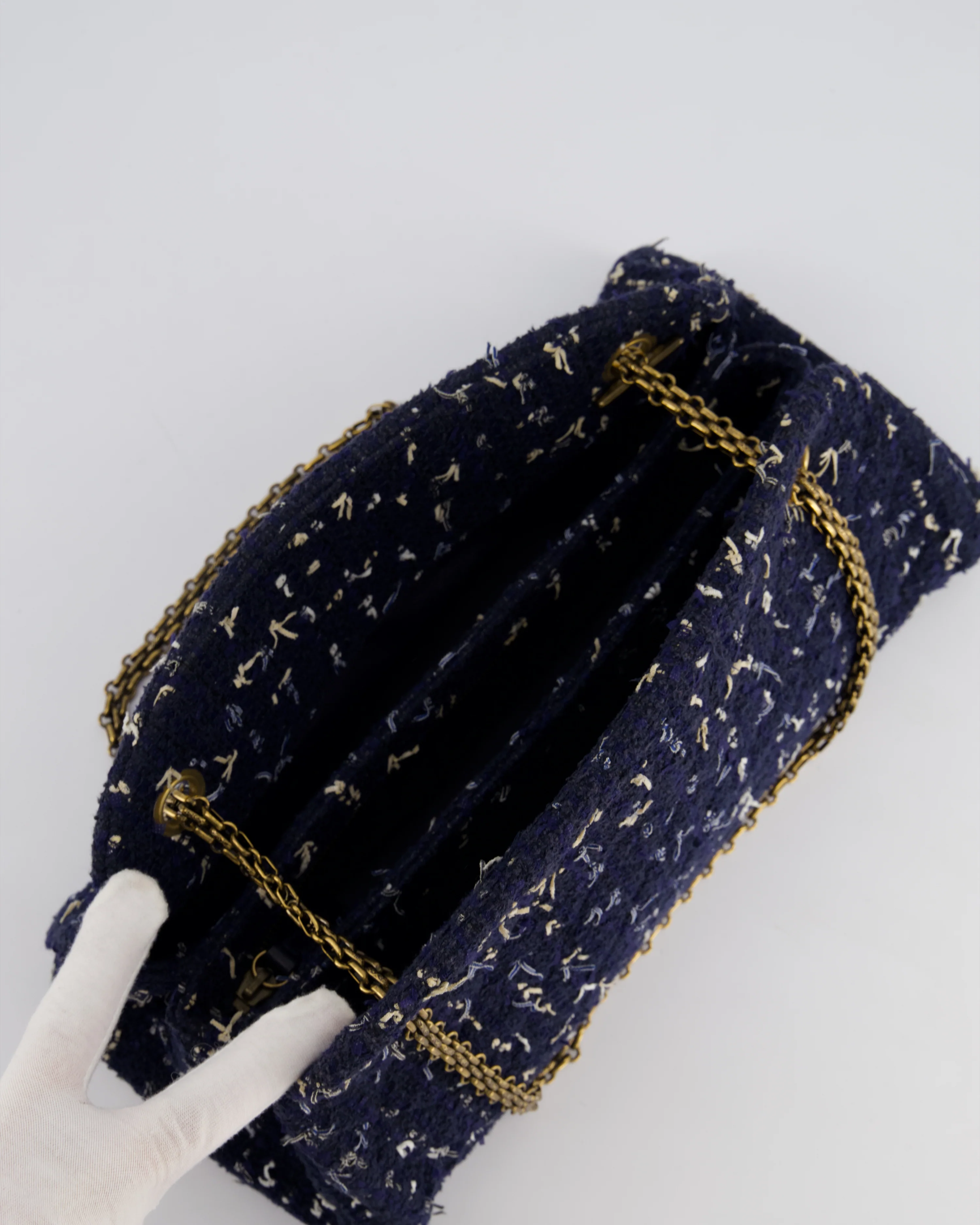 Chanel Navy Blue & White Tweed Mademoiselle Shoulder Bag With Antique Gold Hardware - Image 18