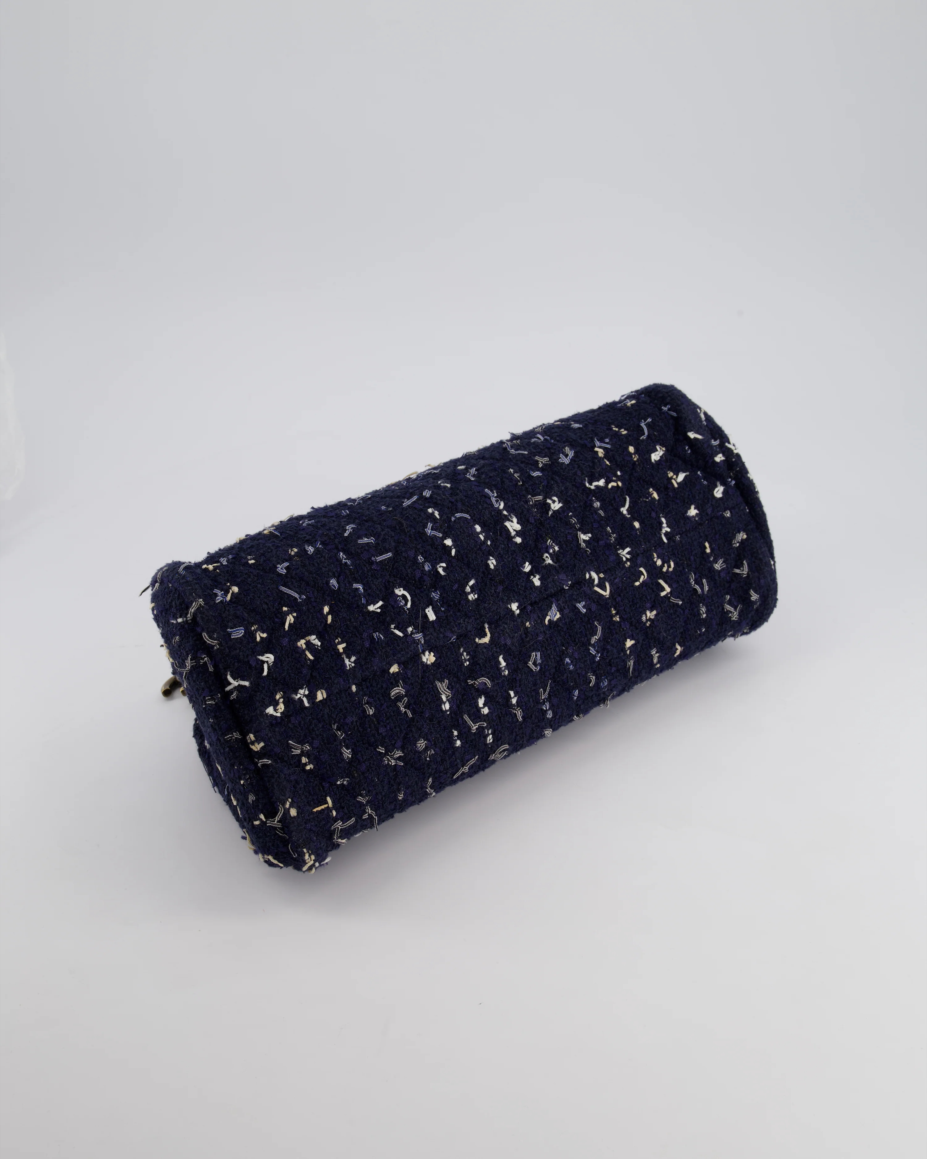 Chanel Navy Blue & White Tweed Mademoiselle Shoulder Bag With Antique Gold Hardware - Image 20
