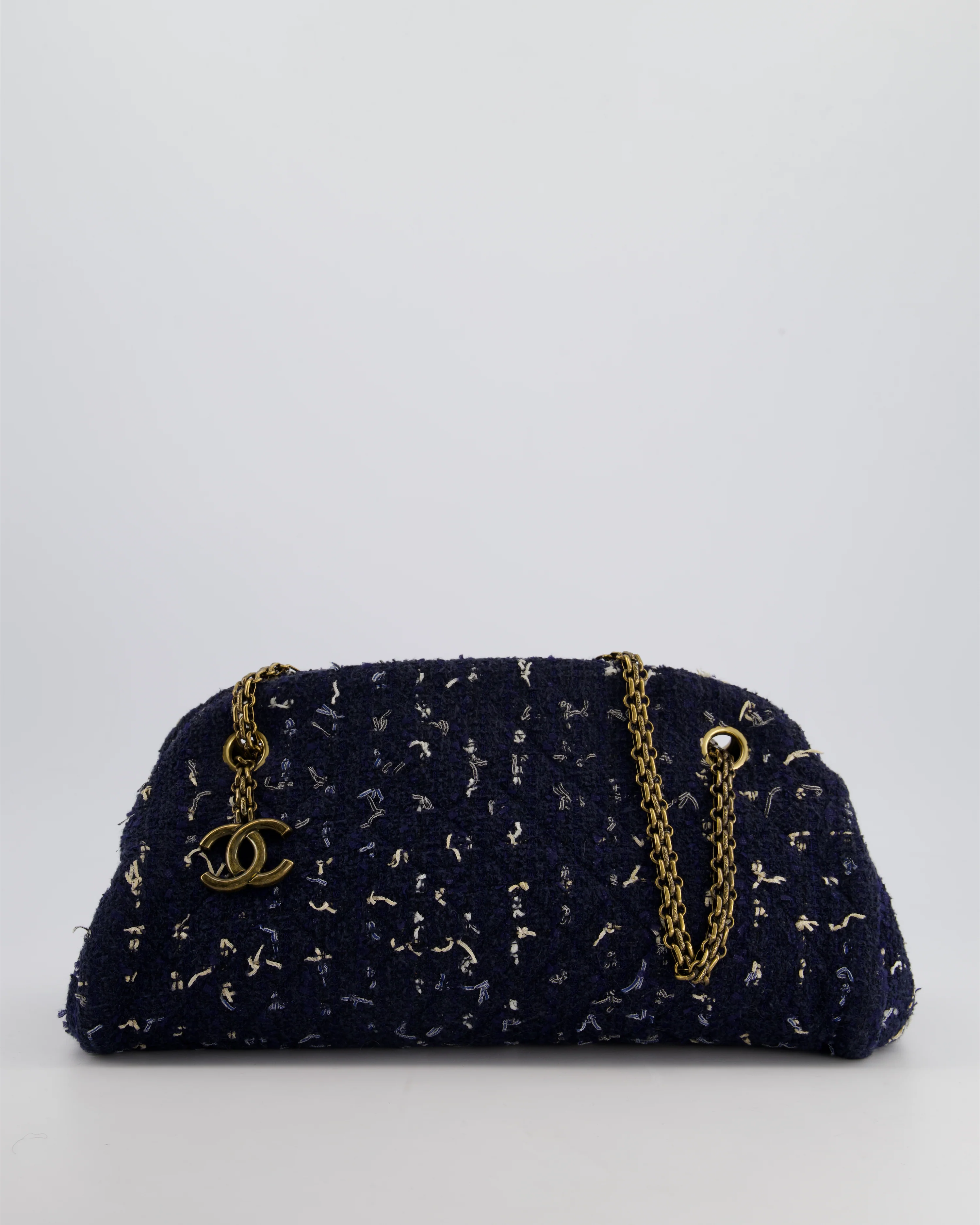 Chanel Navy Blue & White Tweed Mademoiselle Shoulder Bag With Antique Gold Hardware - Image 4