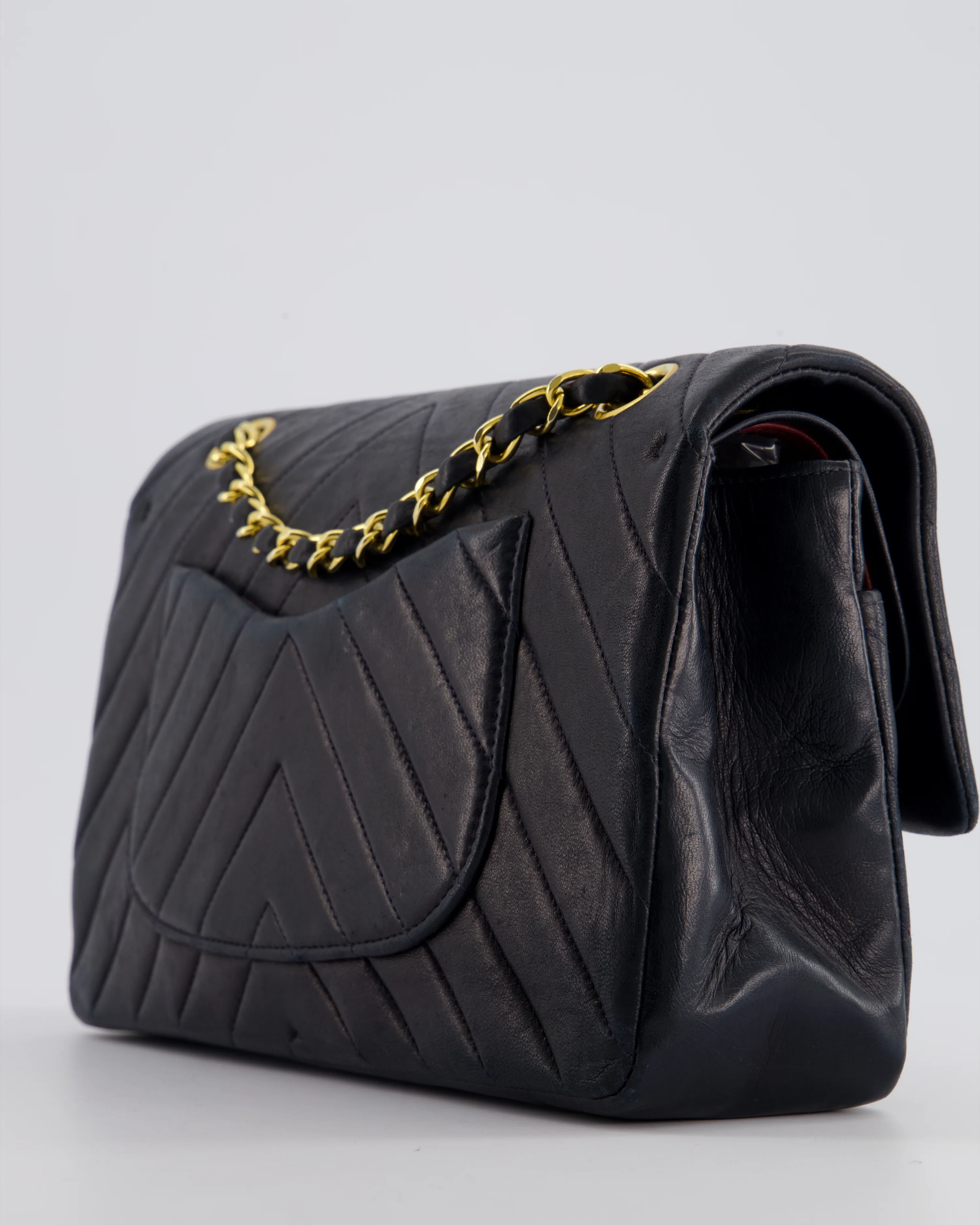 Chanel Navy Vintage Classic Medium Chevron Double Flap Bag in Lambskin Leather with 24K Gold Hardware - Image 15