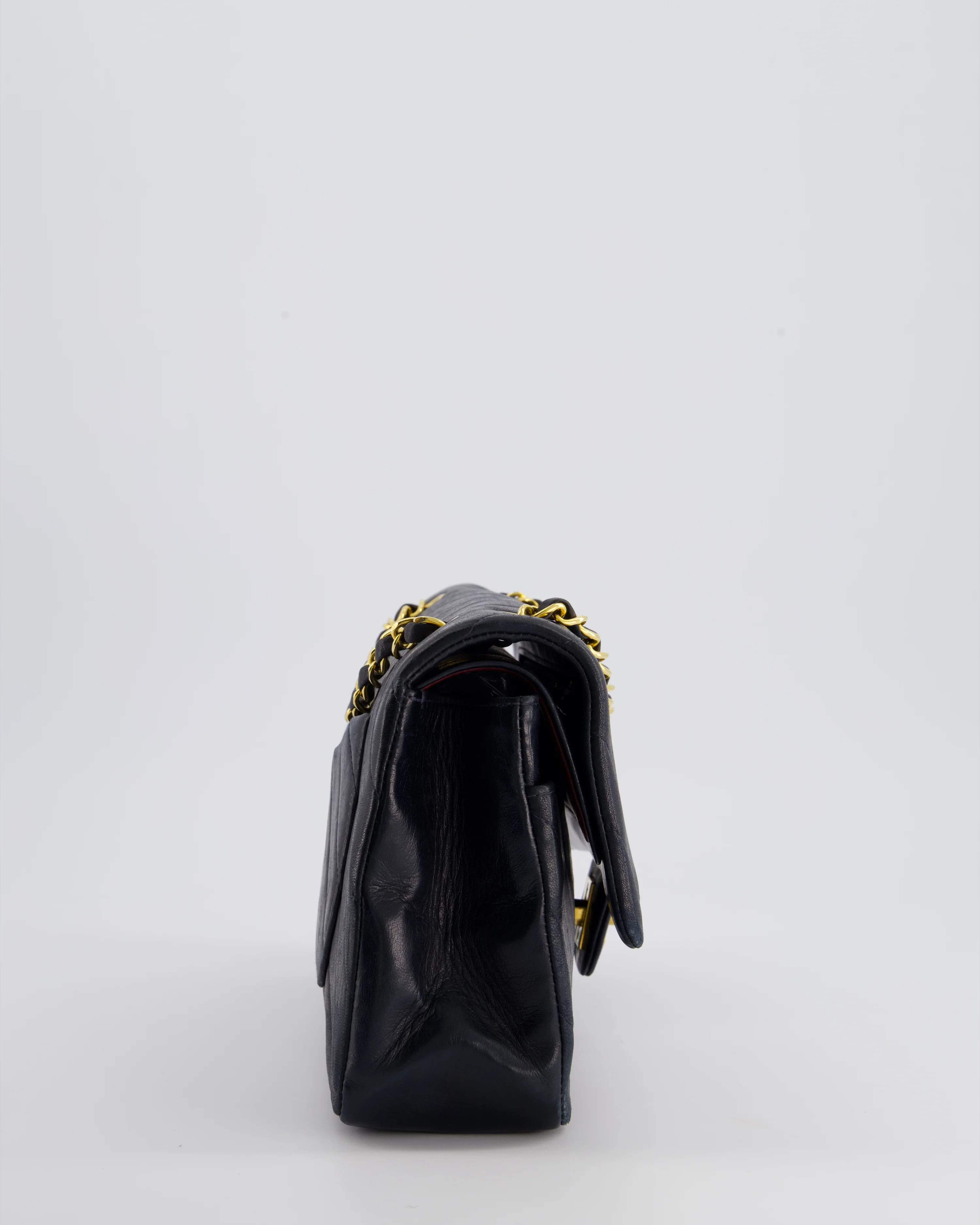 Chanel Navy Vintage Classic Medium Chevron Double Flap Bag in Lambskin Leather with 24K Gold Hardware - Image 7