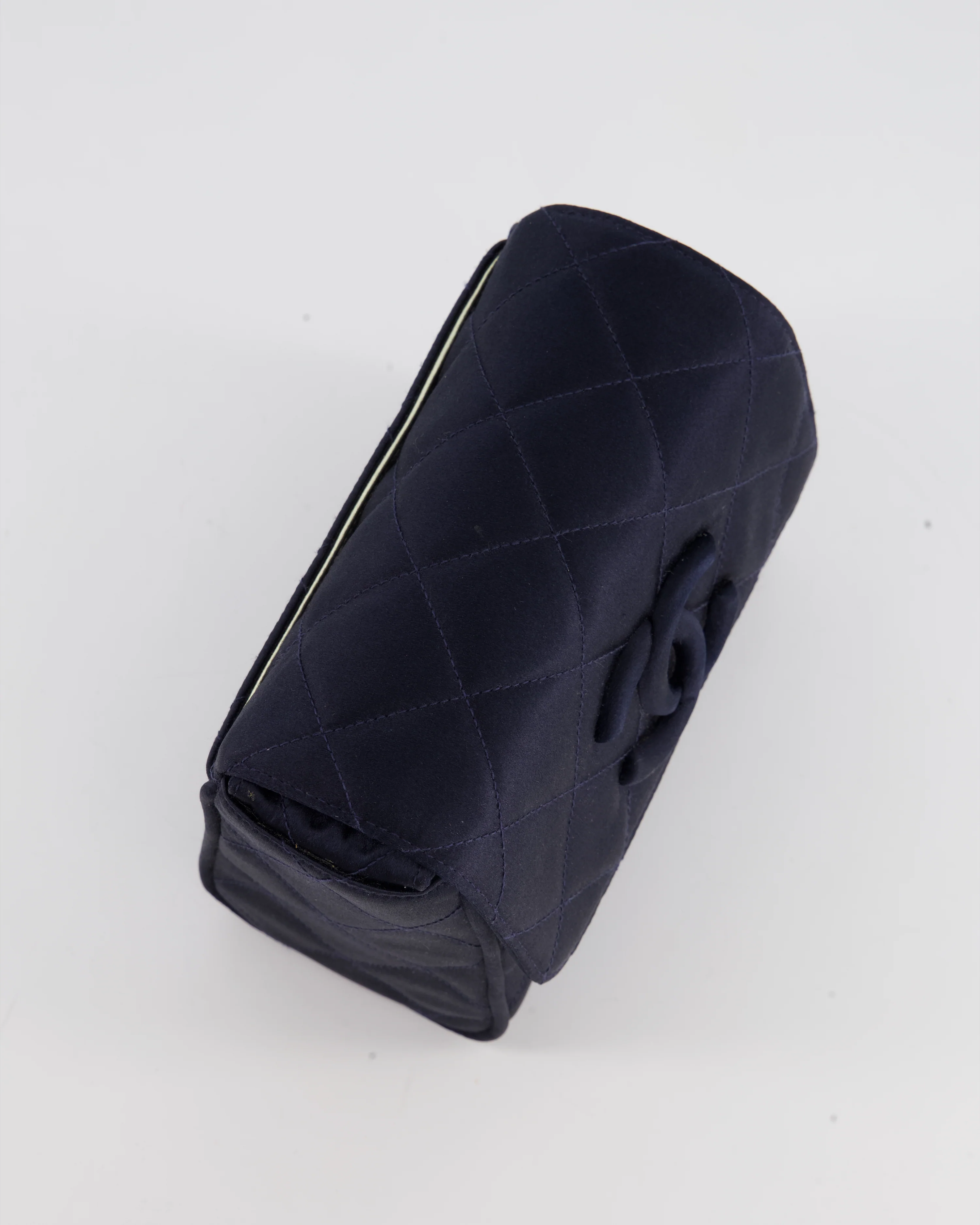 Chanel Navy Vintage Silk Diamond Quilted Shoulder Bag with CC Logo - Image 10