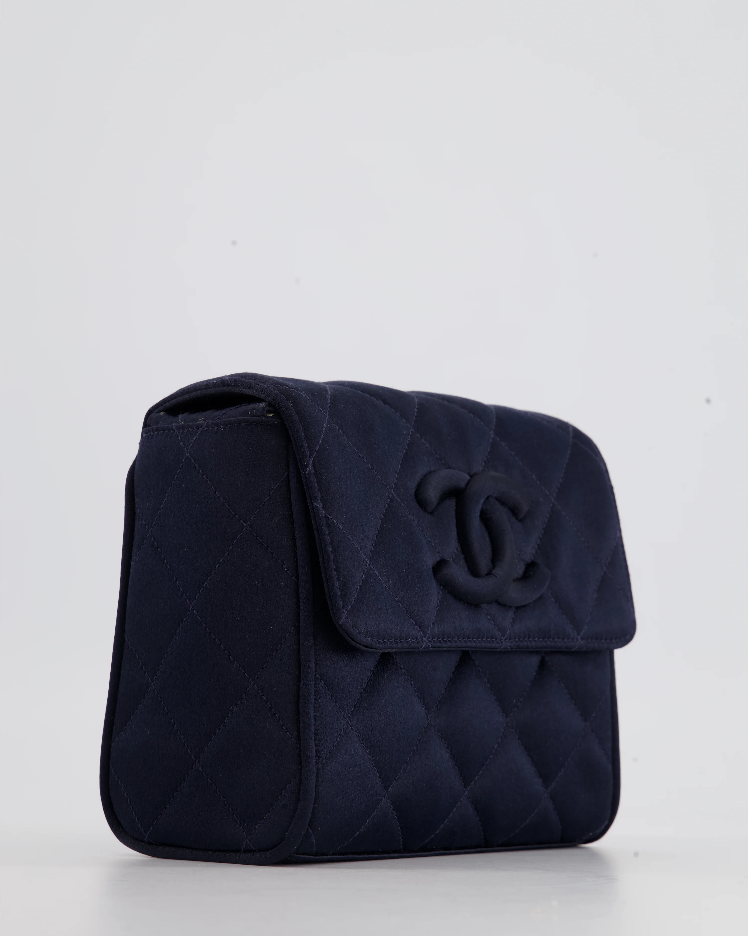 Chanel Navy Vintage Silk Diamond Quilted Shoulder Bag with CC Logo - Image 7