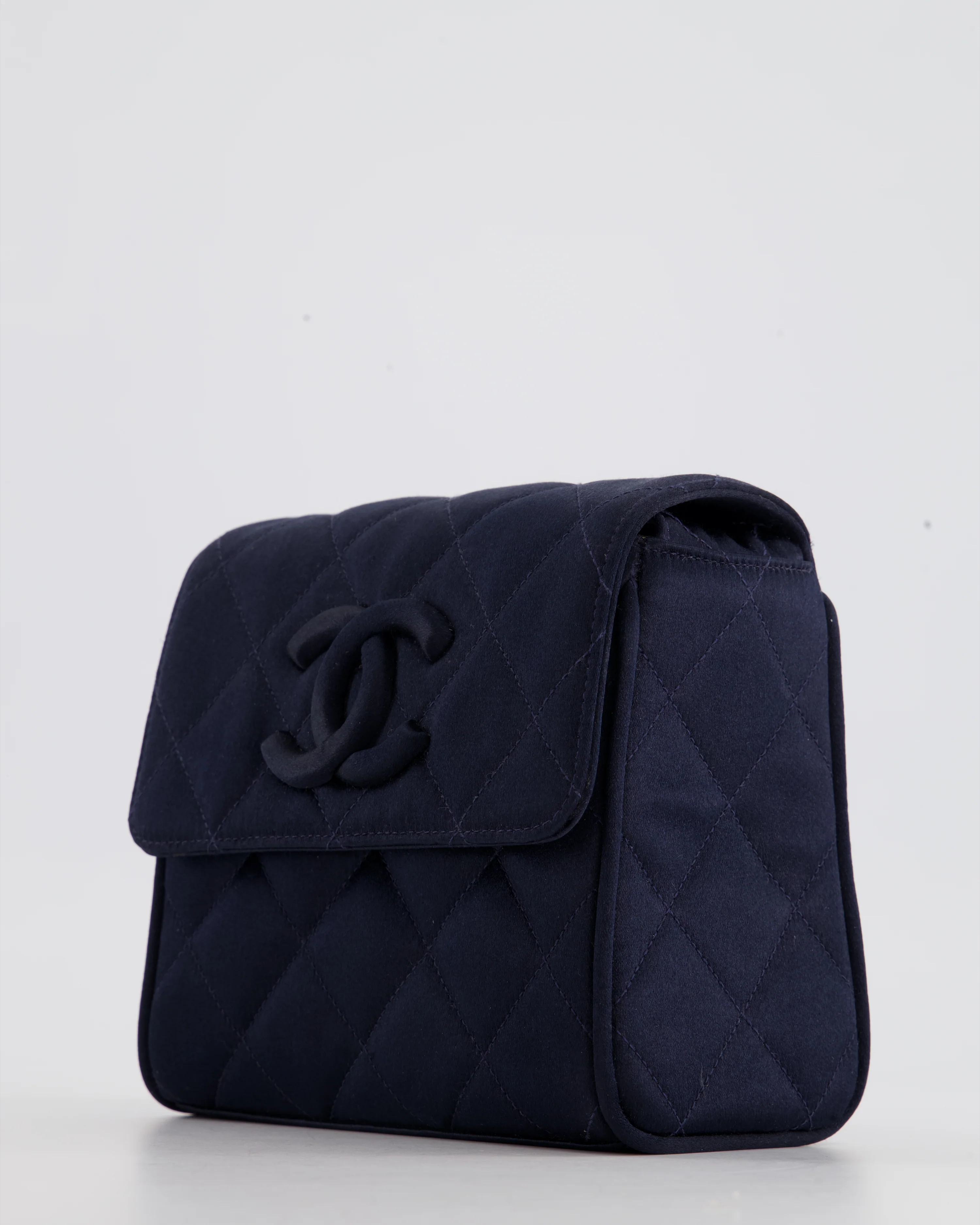 Chanel Navy Vintage Silk Diamond Quilted Shoulder Bag with CC Logo - Image 8