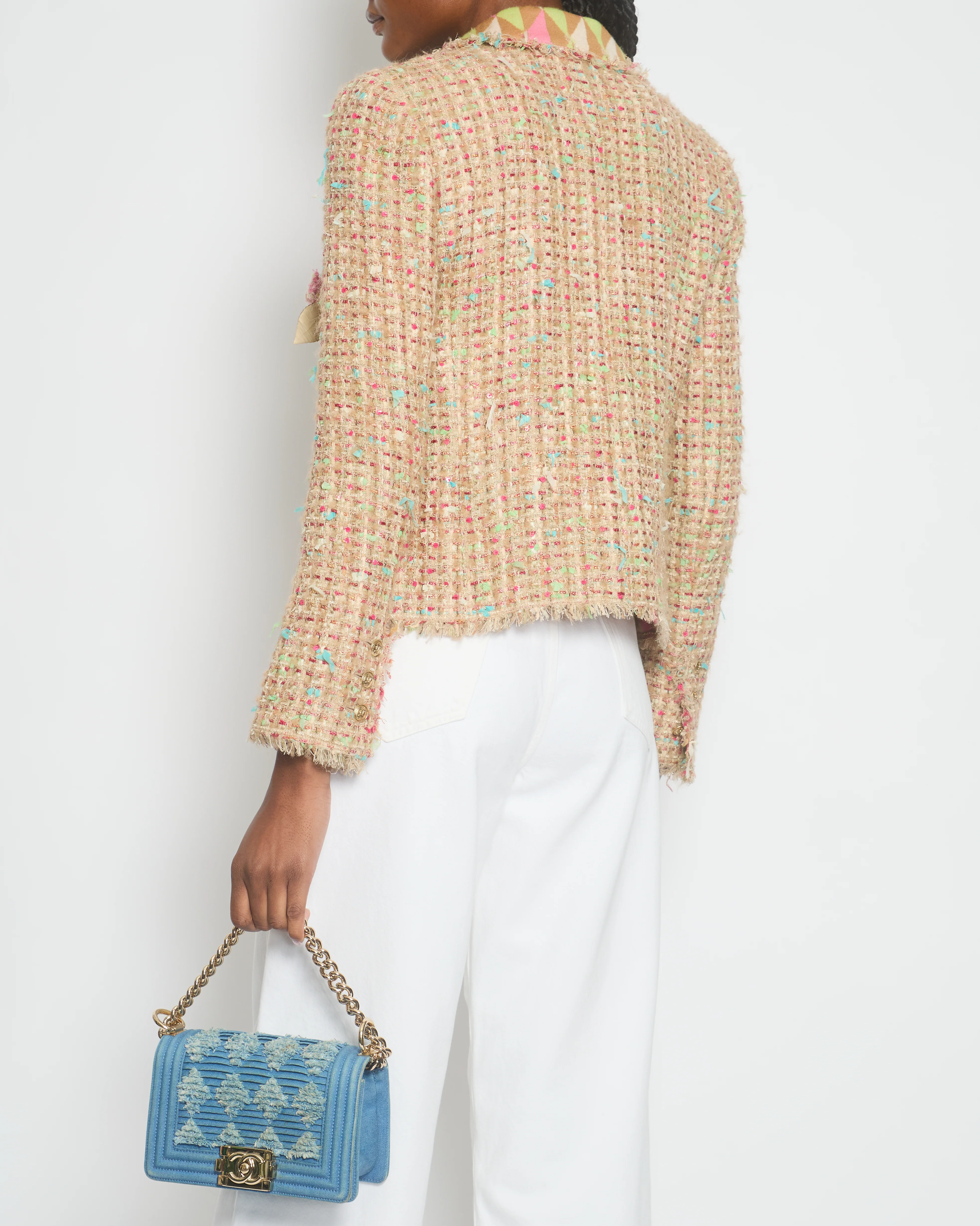 Chanel A/04 Pink, Cream Tweed Jacket with Sequin & Camellia Flower Pin Detail Size FR 36 (UK 8) - Image 3