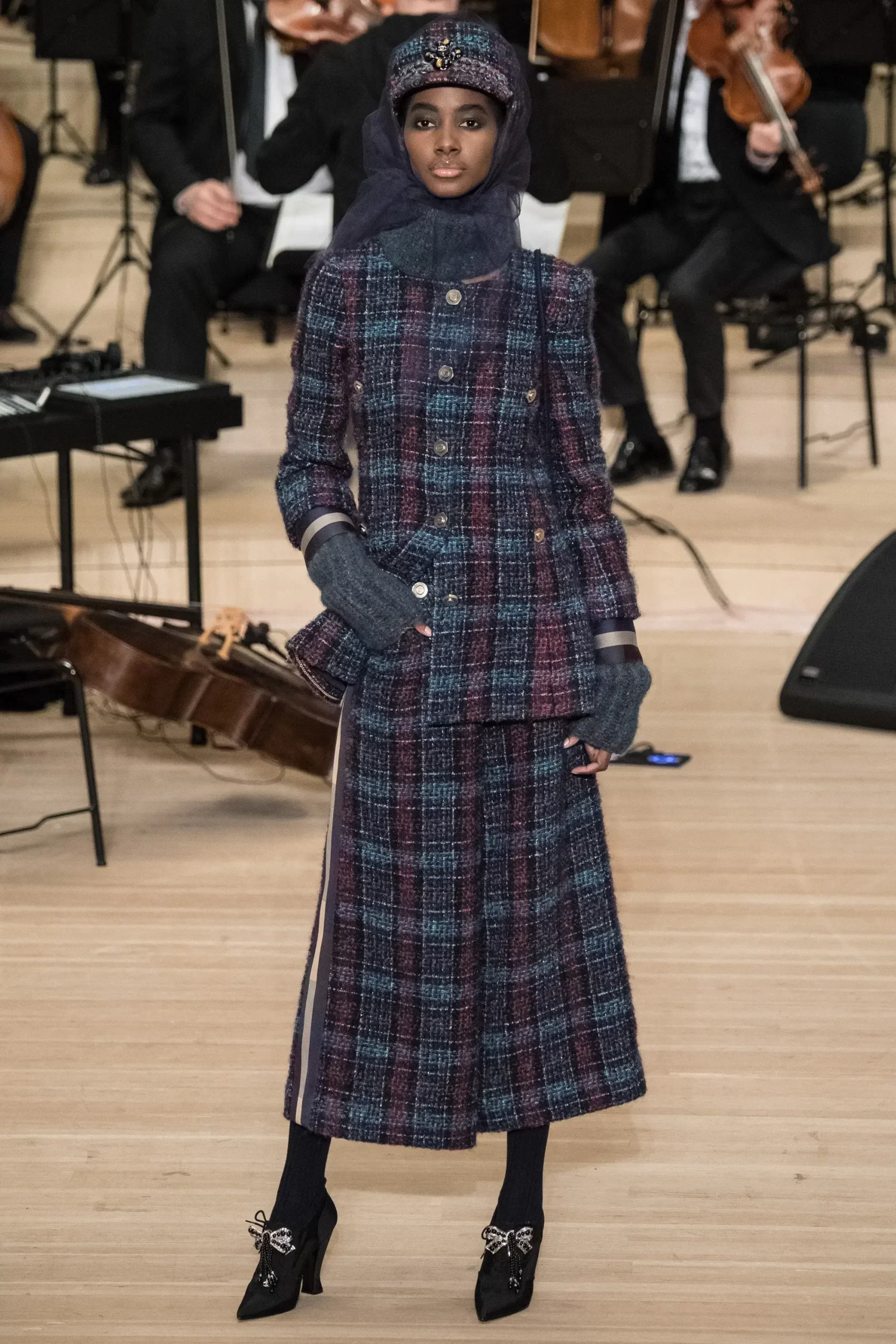 Chanel Navy Paris/Hamburg 2018 Métiers d'art Lesage Tweed Collarless Jacket Size FR 42 (UK 14) - Image 6