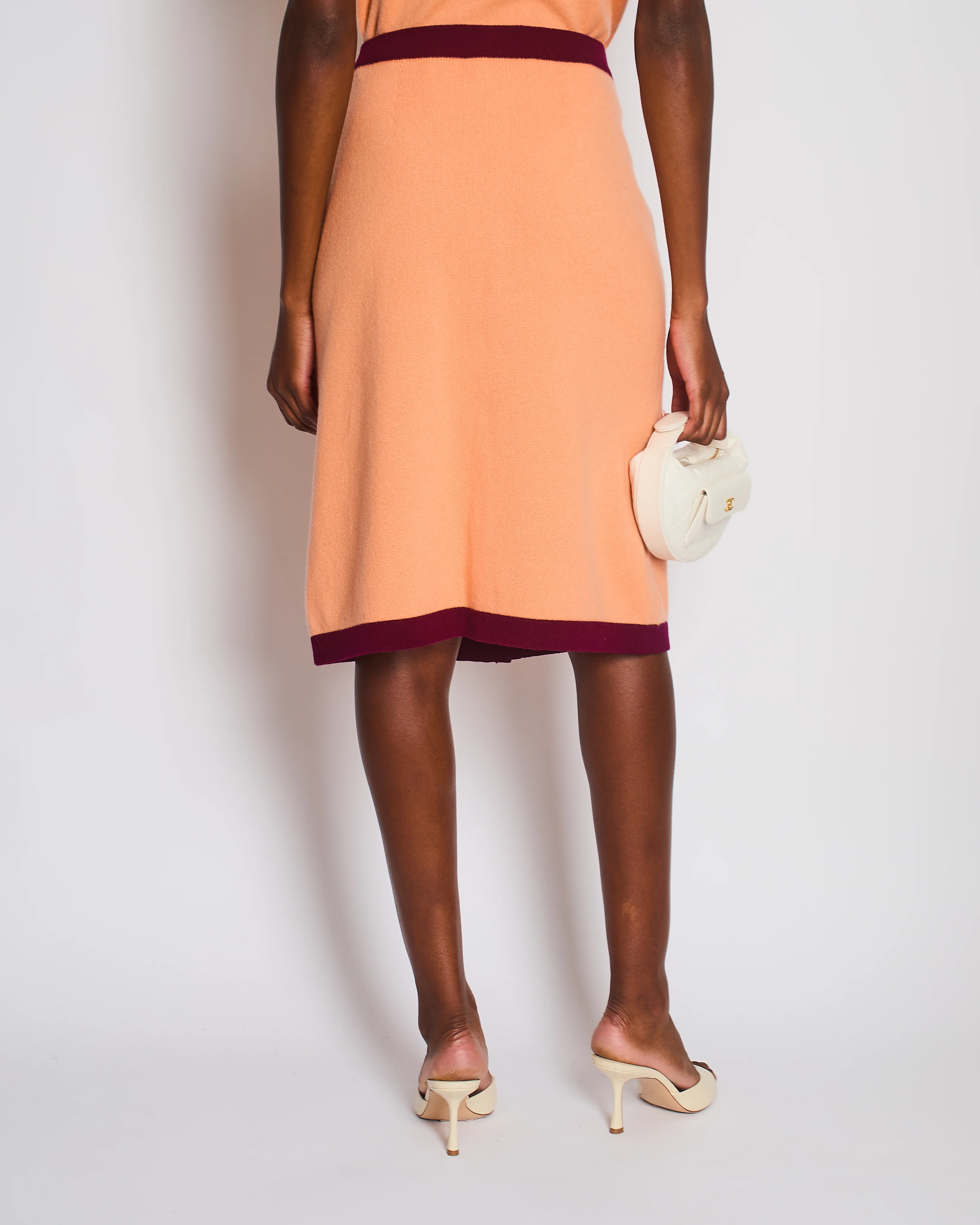 Chanel 2020 Metiers des Arts Peach A-Line Midi Skirt with CC Button Detail Size FR 40 (UK 12) - Image 2