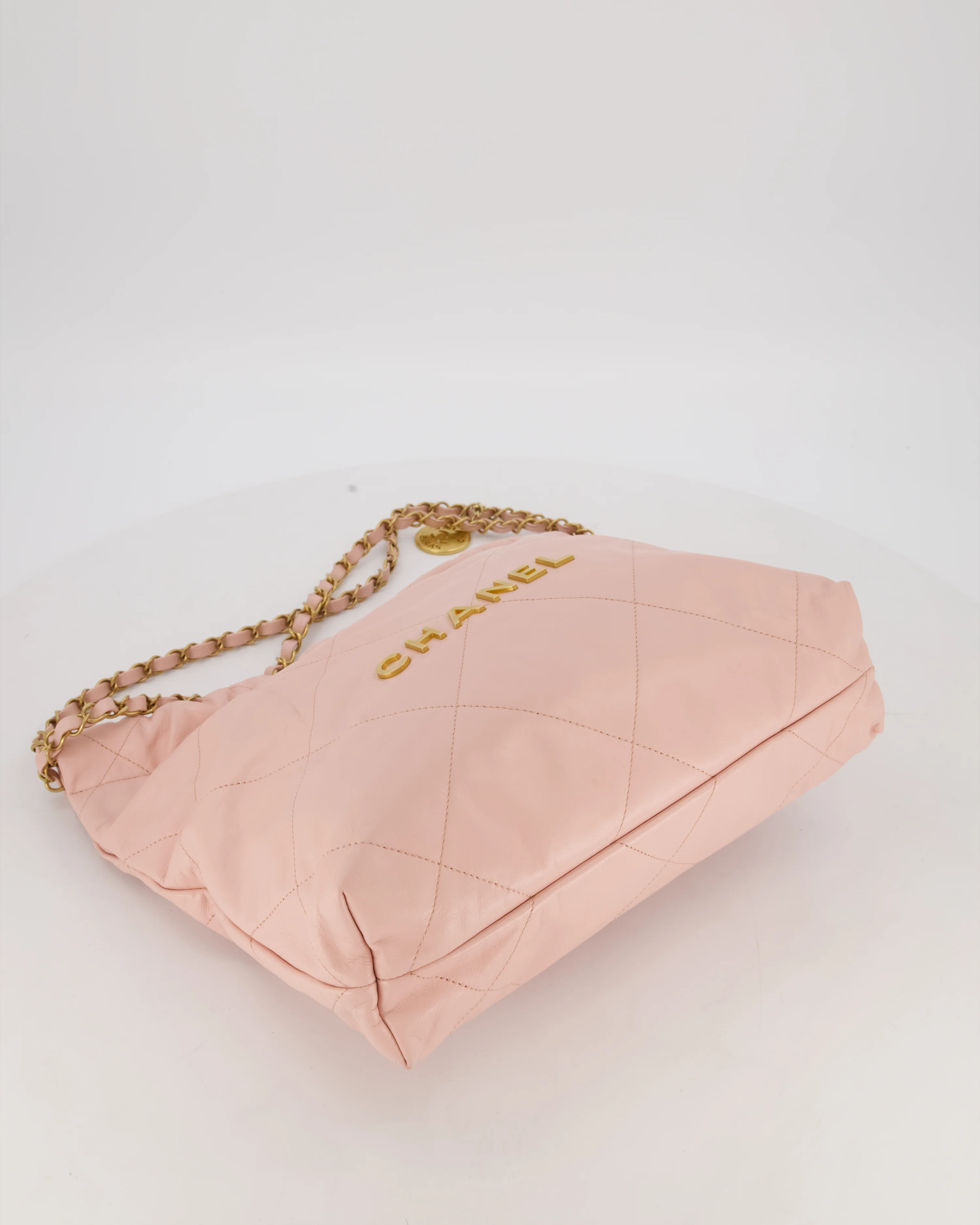 Chanel 22 Small Bag in Pink Quilted Aged Calfskin Leather with Champagne Gold Hardware - Image 17