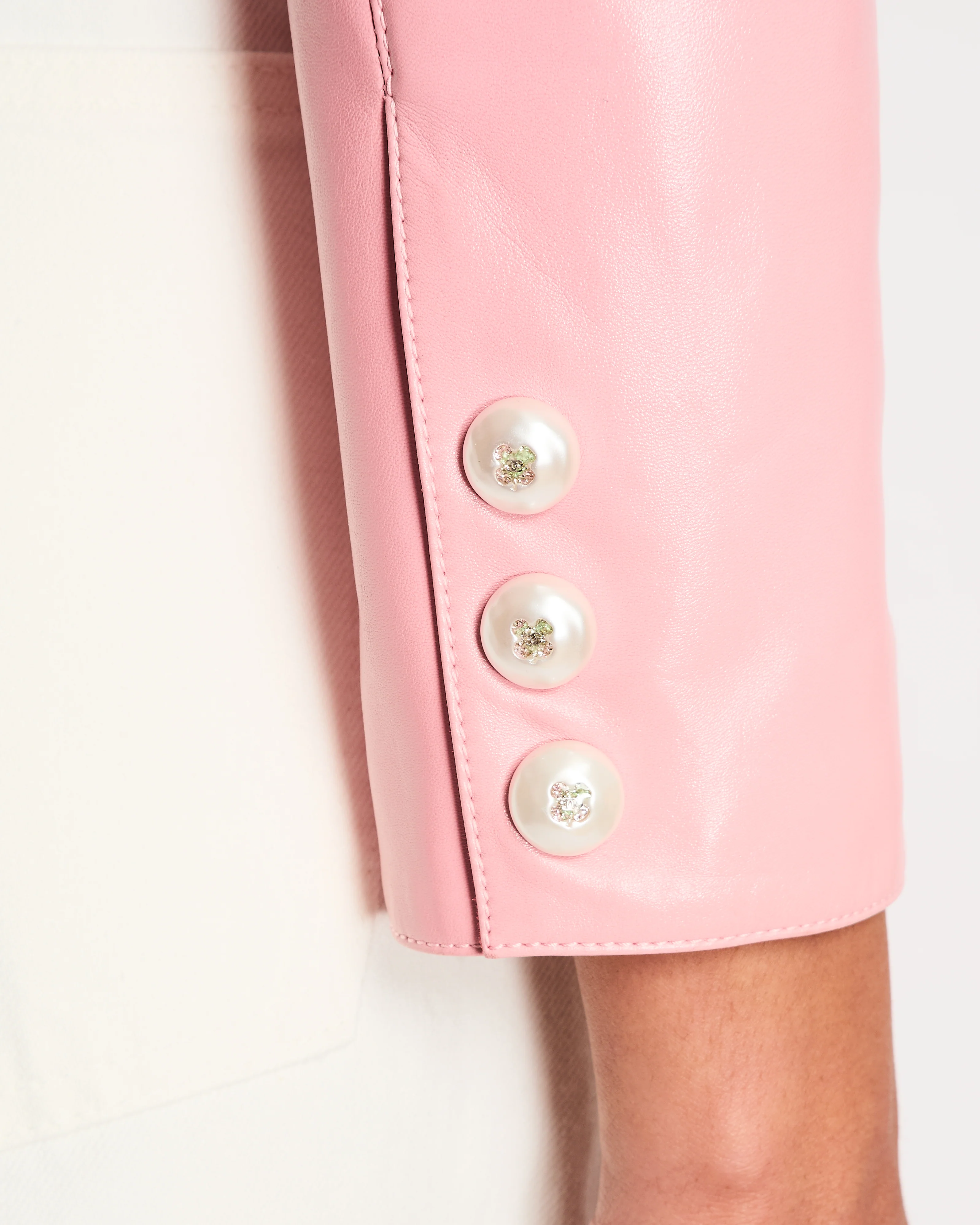 Chanel Pink Double Breasted Leather Blazer with Embellished CC Button Detail Size FR 36 (UK 8) - Image 6