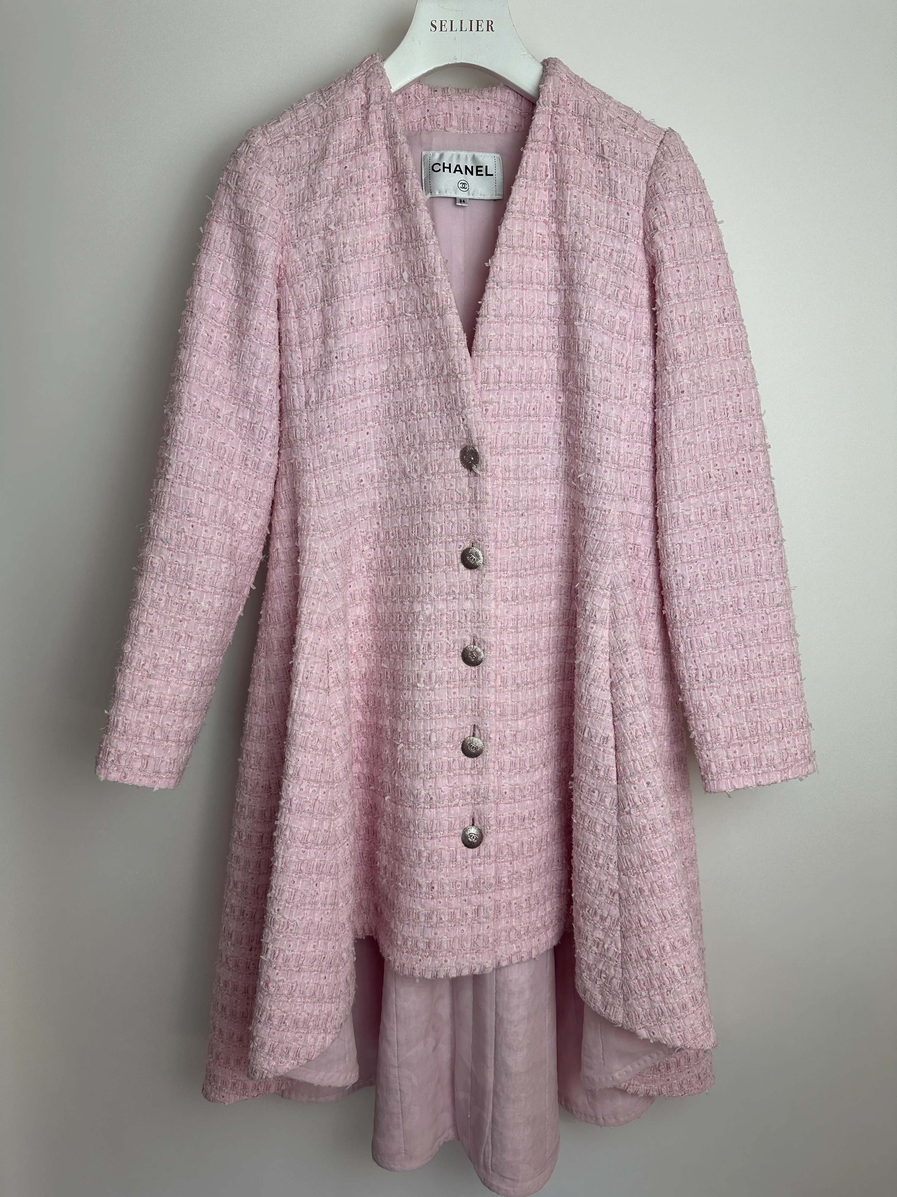 *HOT* Chanel 24S Pink Tweed Long Sleeve A-Line Asymmetric Mini Dress with Silver and Pink Logo Button Details Detail FR 34 (UK 6) RRP £11,650 - Image 11