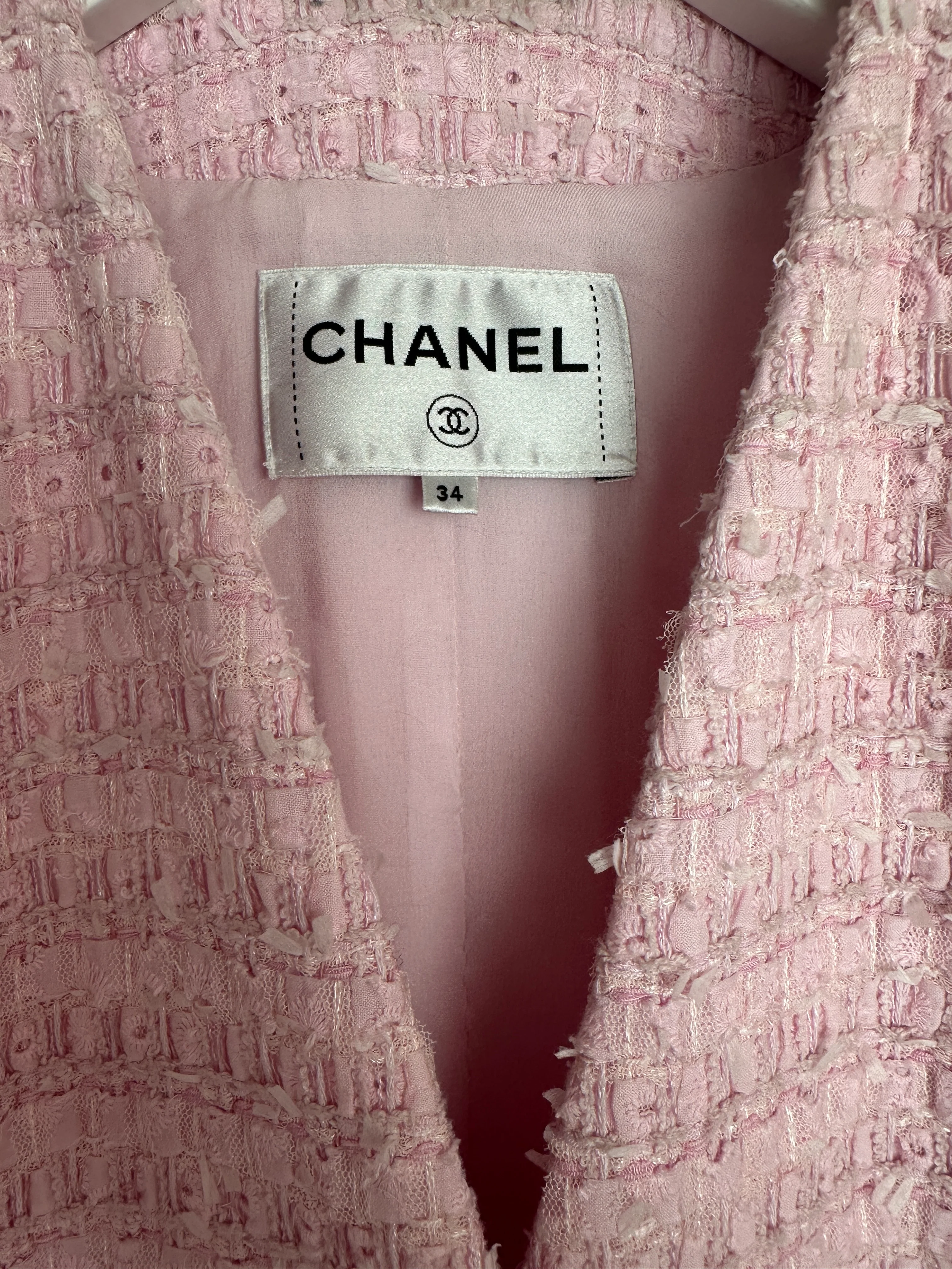 *HOT* Chanel 24S Pink Tweed Long Sleeve A-Line Asymmetric Mini Dress with Silver and Pink Logo Button Details Detail FR 34 (UK 6) RRP £11,650 - Image 14
