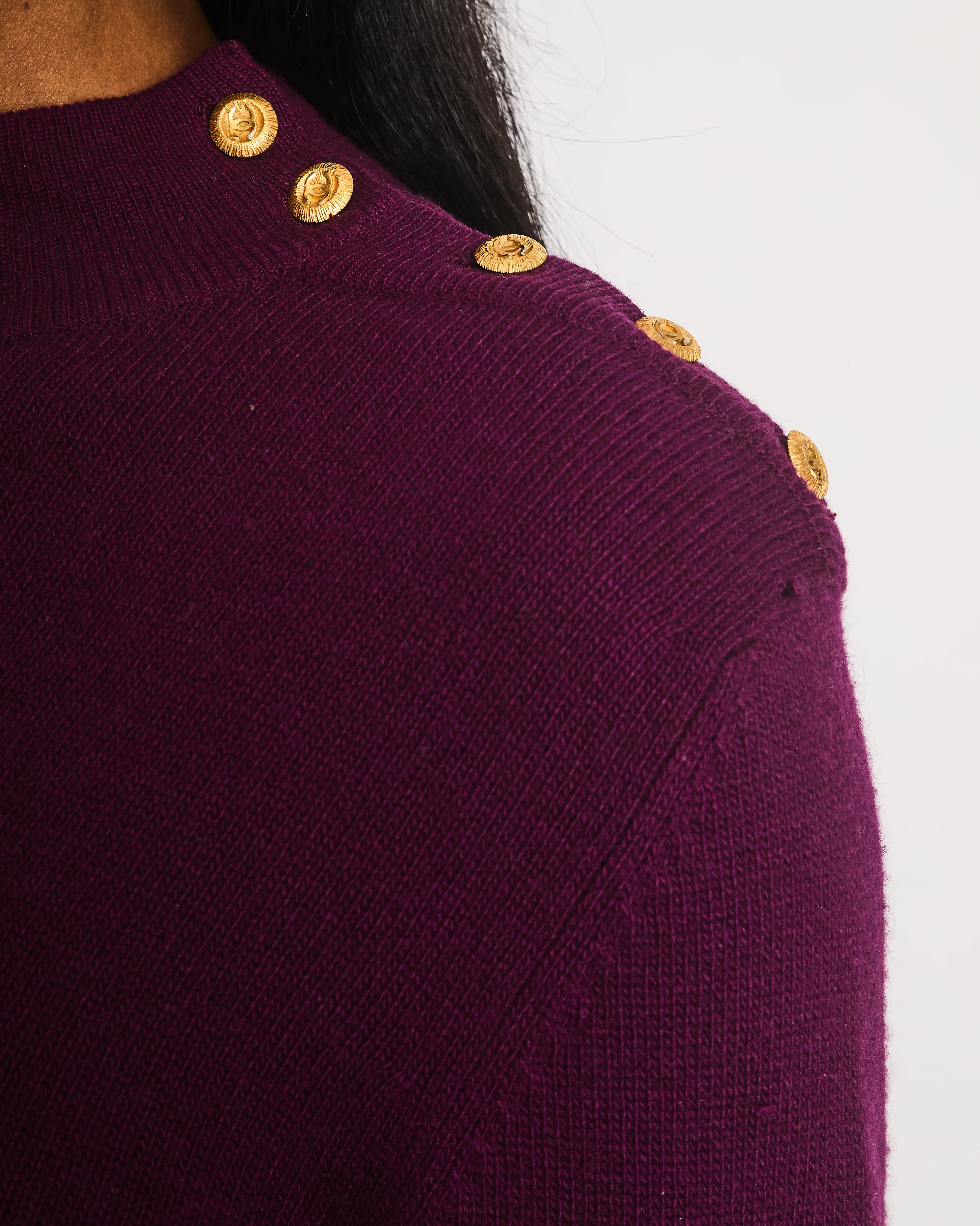 Chanel Purple Knitted Long Sleeve Jumper with CC Gold Button Detail Size FR 36 (UK 8) - Image 3