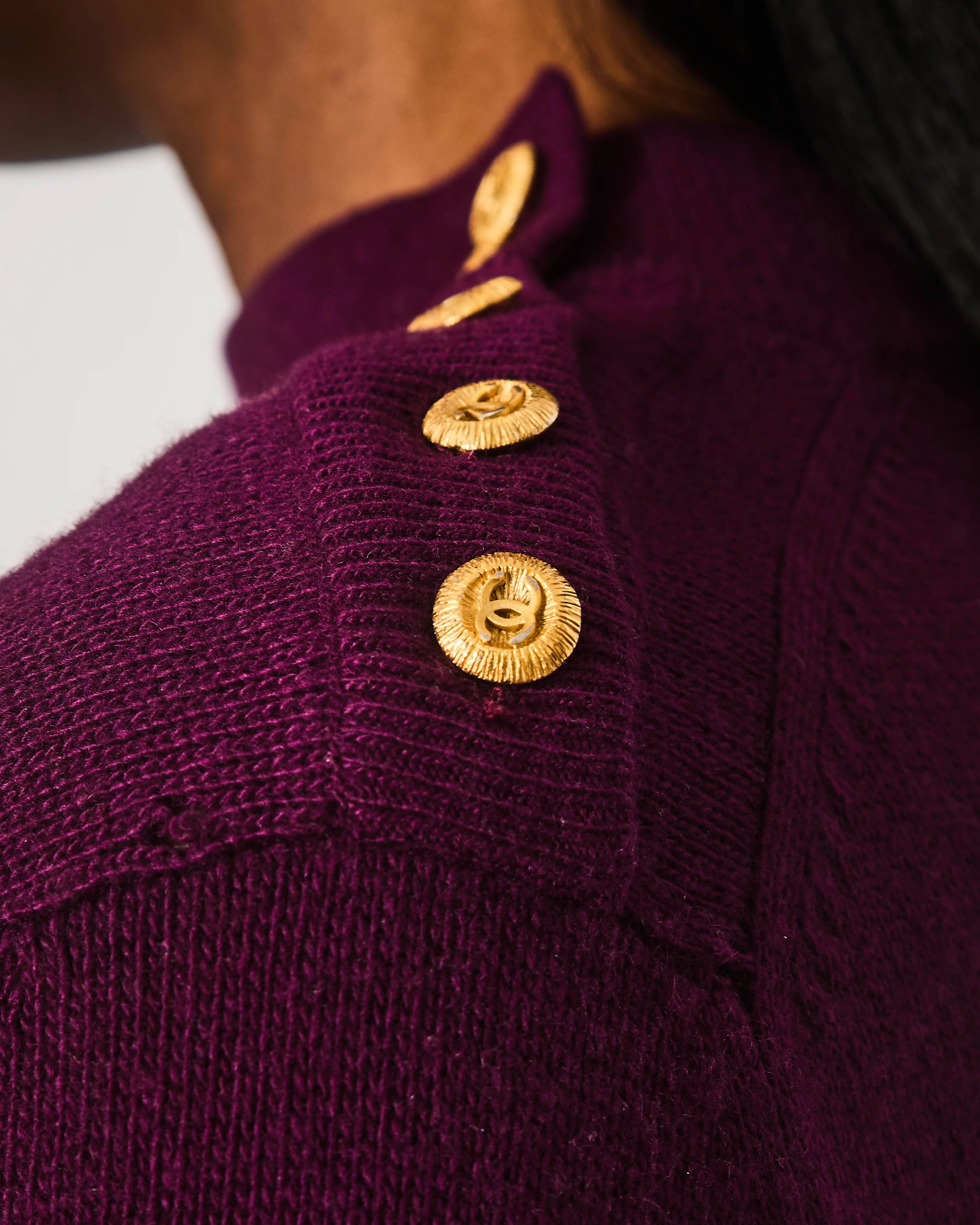 Chanel Purple Knitted Long Sleeve Jumper with CC Gold Button Detail Size FR 36 (UK 8) - Image 4