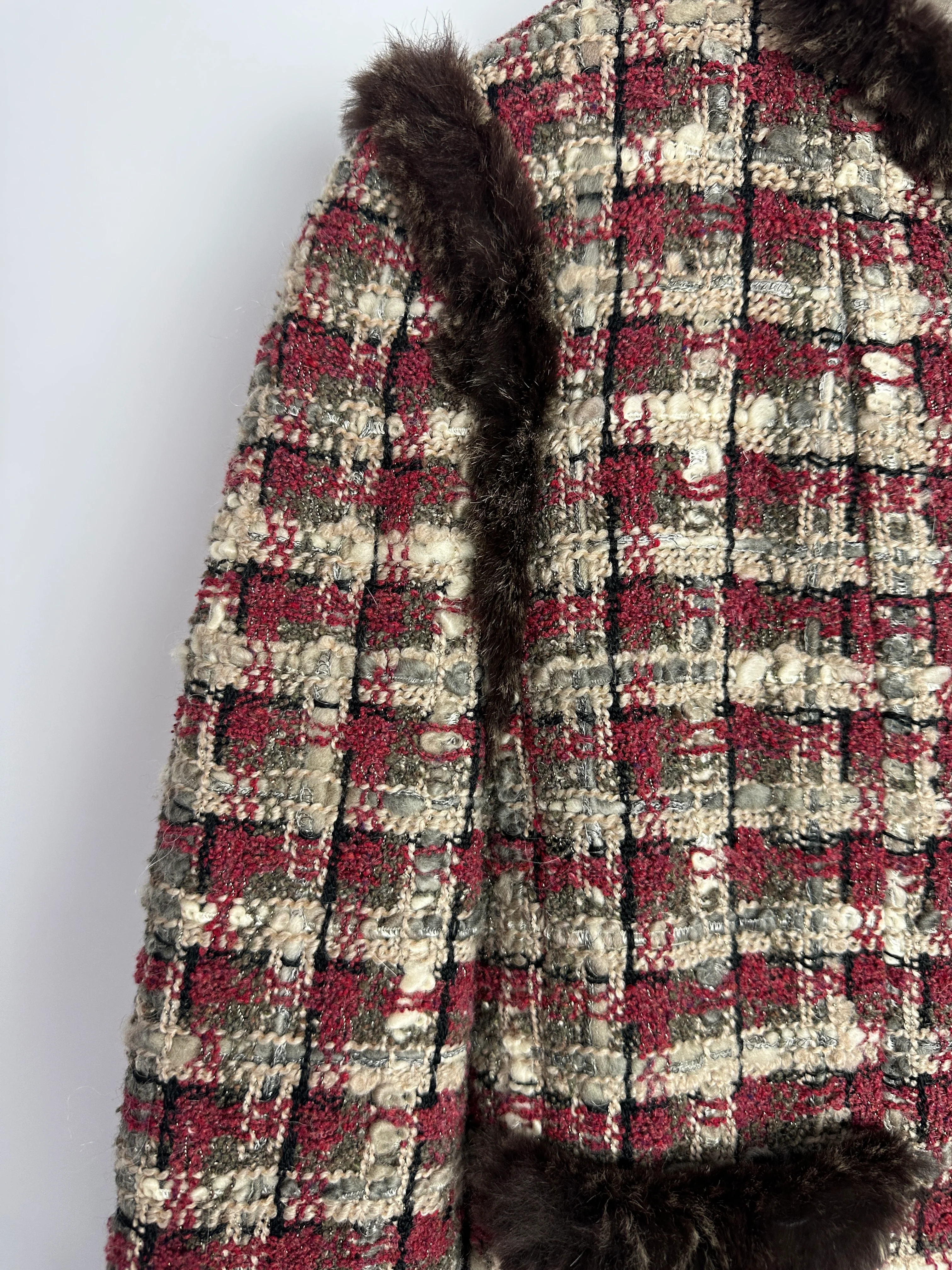 Chanel Red, Beige and Grey Tweed Jacket with Rabbit Fur Trim Detail Size FR 36 (UK 8) - Image 9