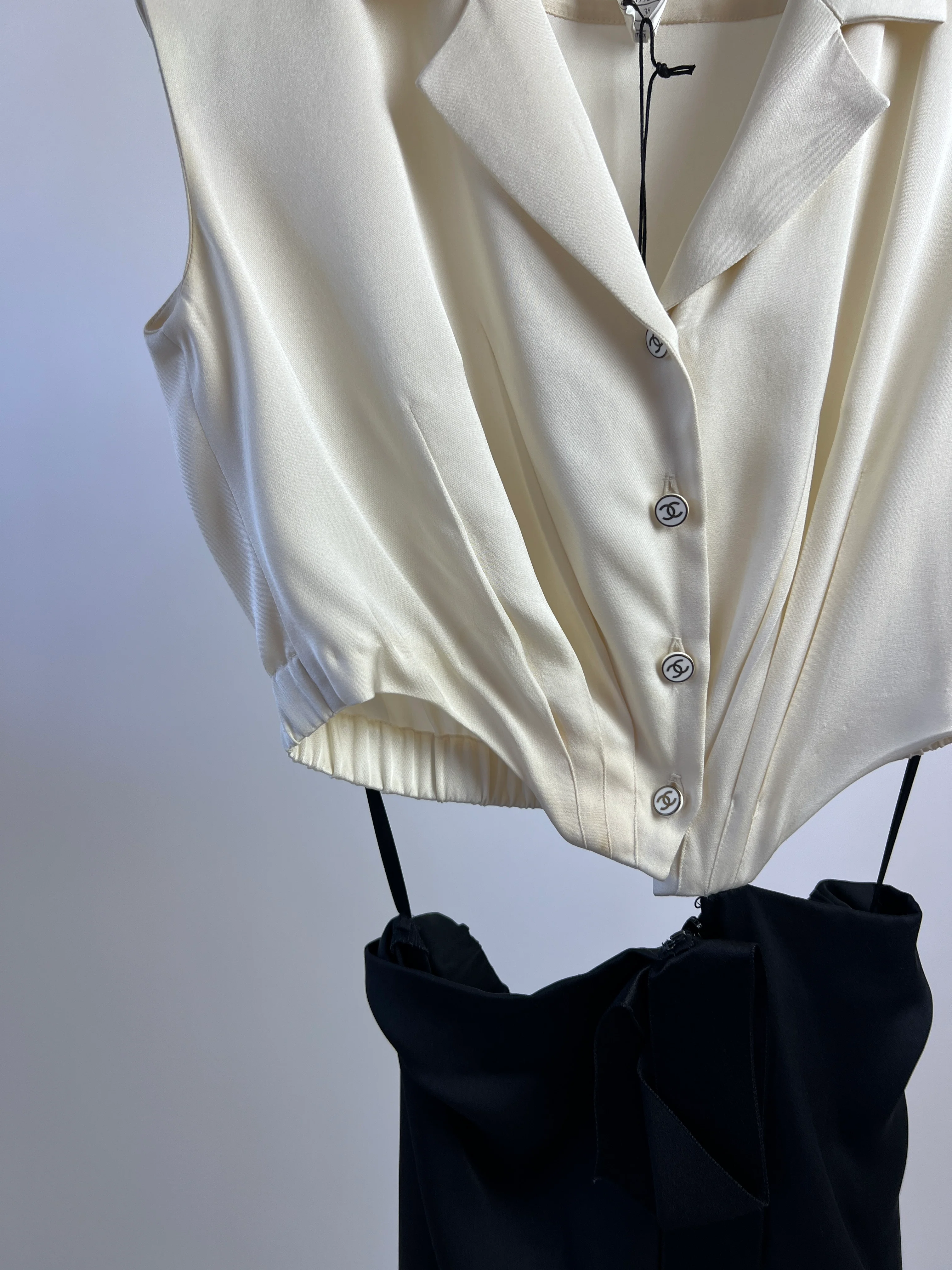 Chanel Silk Cream and Black Cut Out Dress with Bow Detail Size FR 38 (UK 10) - Image 11