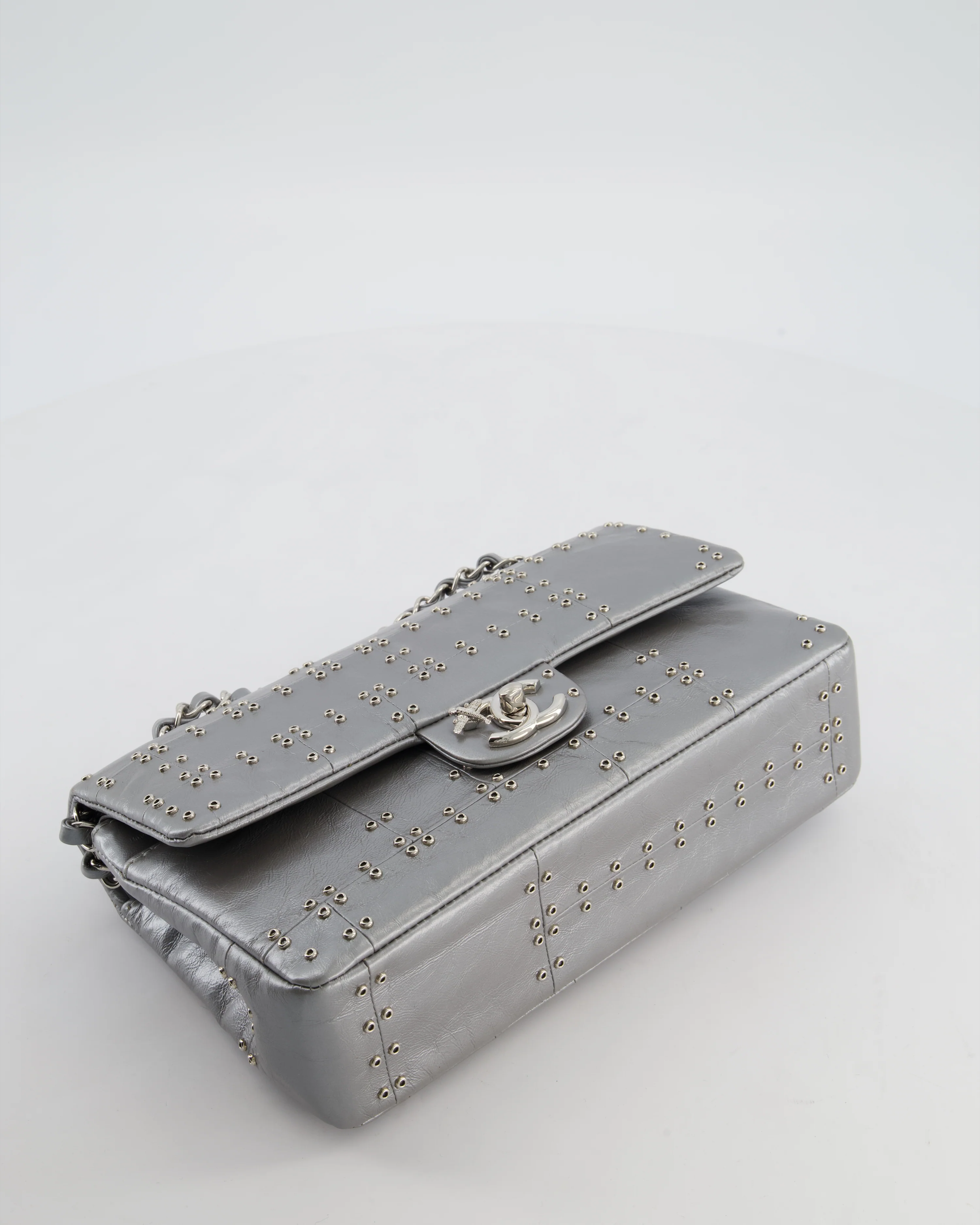 Chanel Silver Medium Airline Double Flap Bag in Glazed Calfskin with Grommet Embellishment Detail and Silver Hardware - Image 18