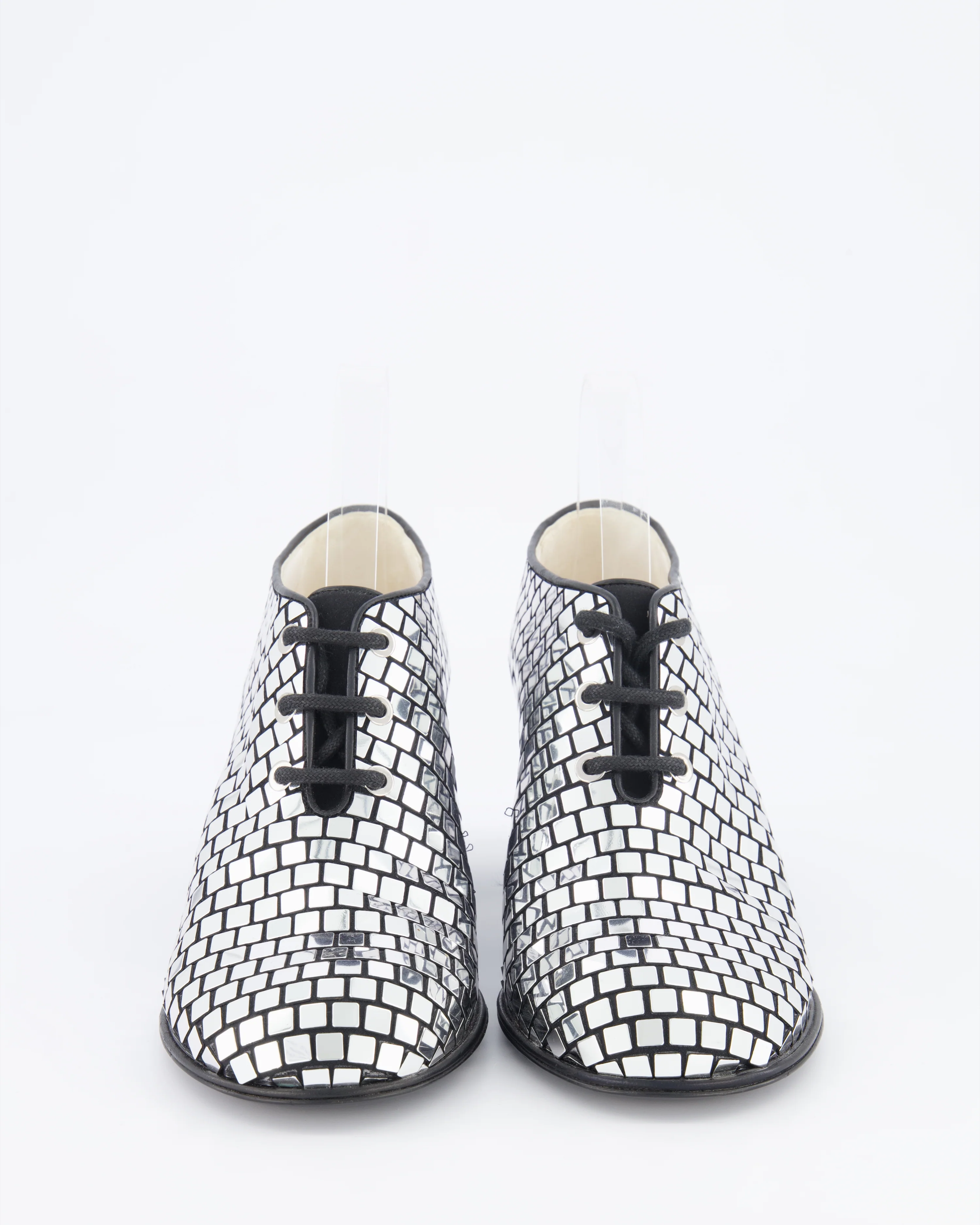 Chanel Resort 2024 Runway Silver Mirror Facets Lace-Up Heeled Boots with Gold CC Logo Detail Size EU 38C RRP £1,900 - Image 5