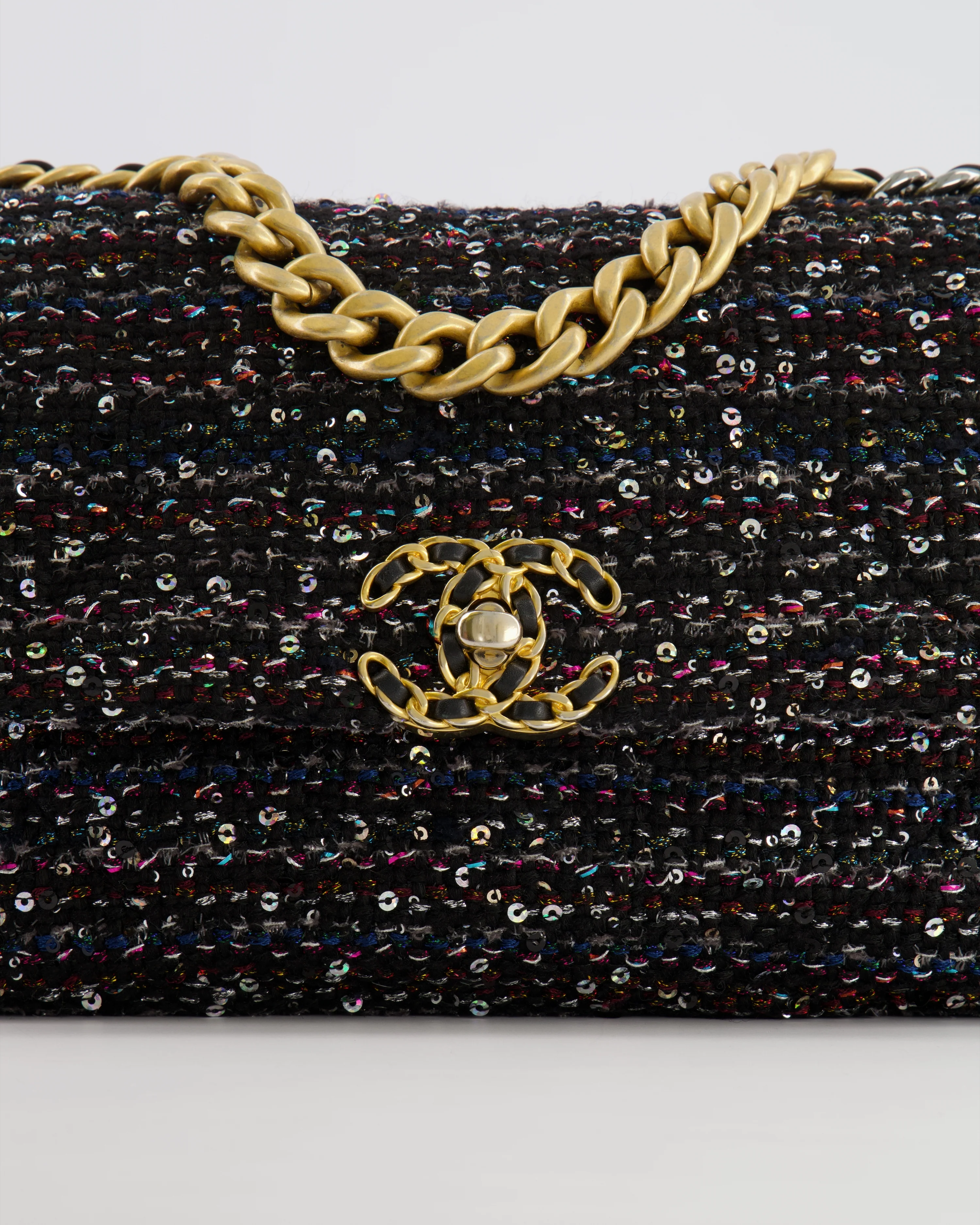 Chanel Small 19 Flap Bag in Black Tweed and Multicolour Sequins with Mixed Hardware - Image 4