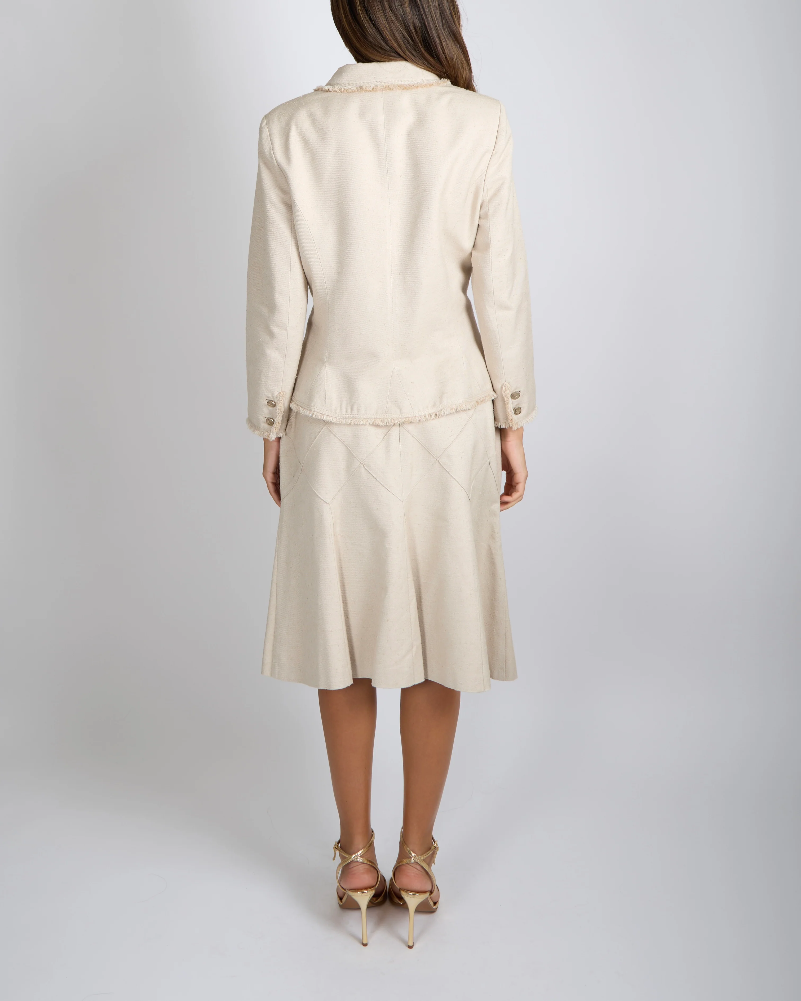 Chanel Spring 2006 Beige Silk Jacket and Skirt Set with Gold CC Logo Buttons Size FR 42 (UK 14) - Image 5