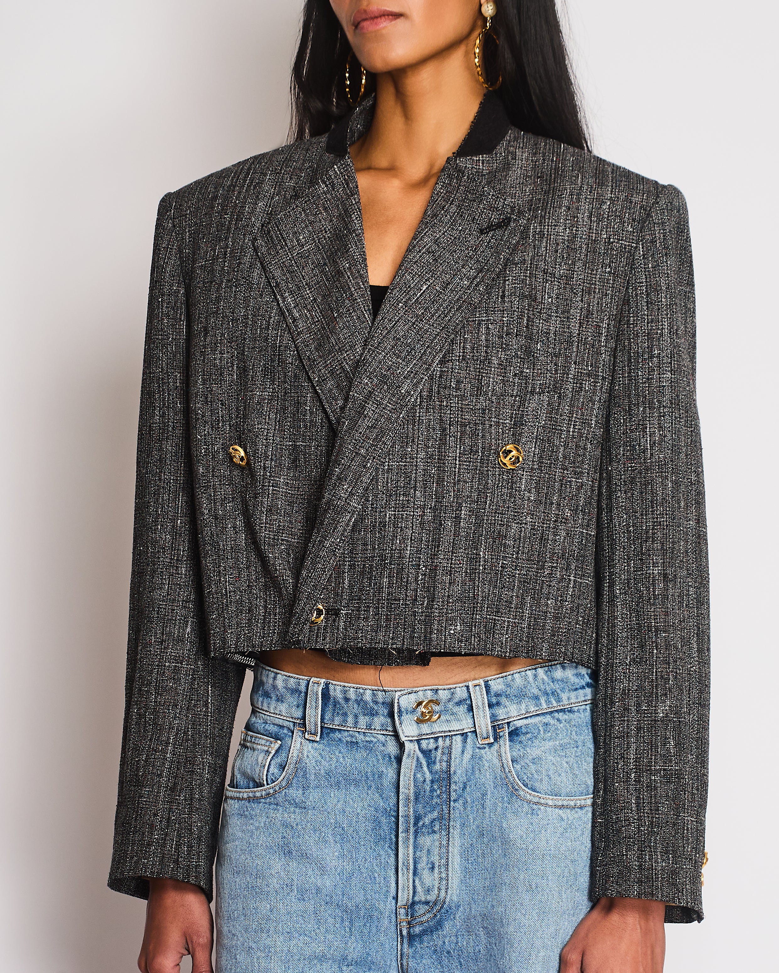 *HOT* Chanel SS26 Dark Grey Cropped Jacket With Gold CC Logo Buttons Details Size 38 (UK 10) RRP £5300 - Image 3