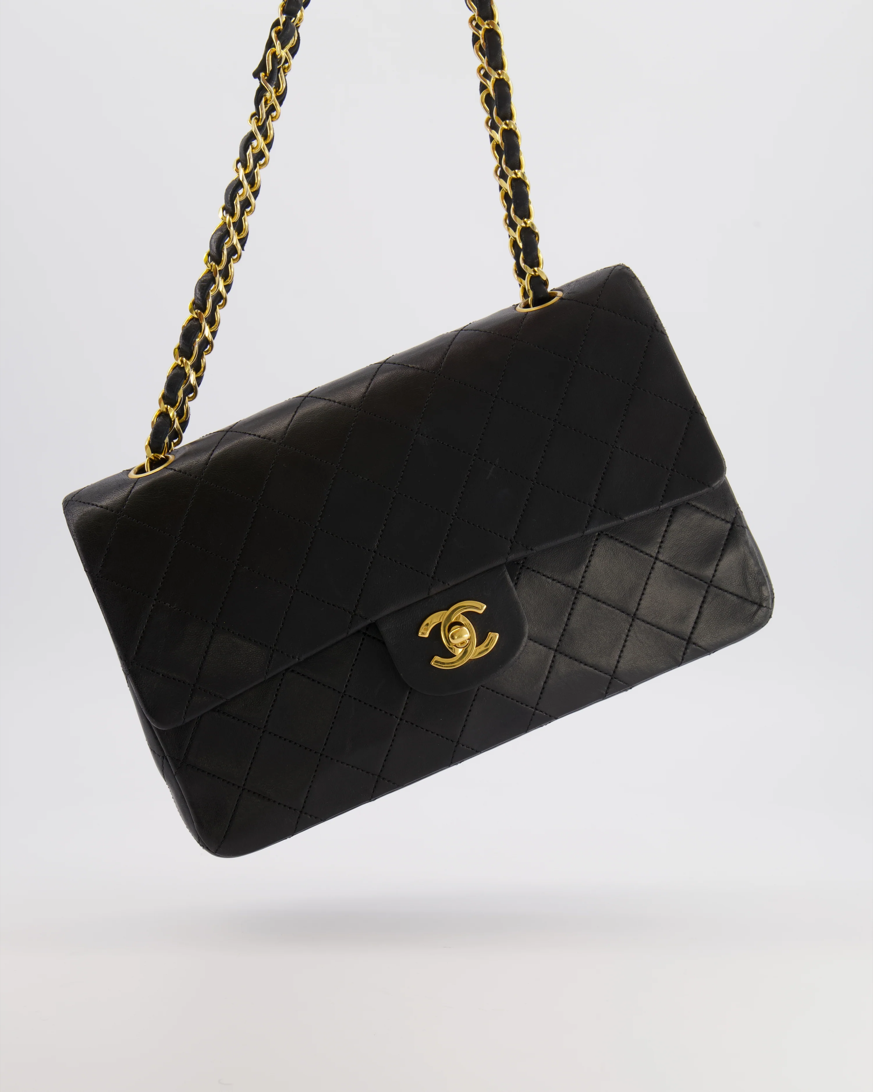 Chanel Vintage Black Classic Medium Double Flap Bag in Lambskin Leather with 24k Gold Hardware - Image 2