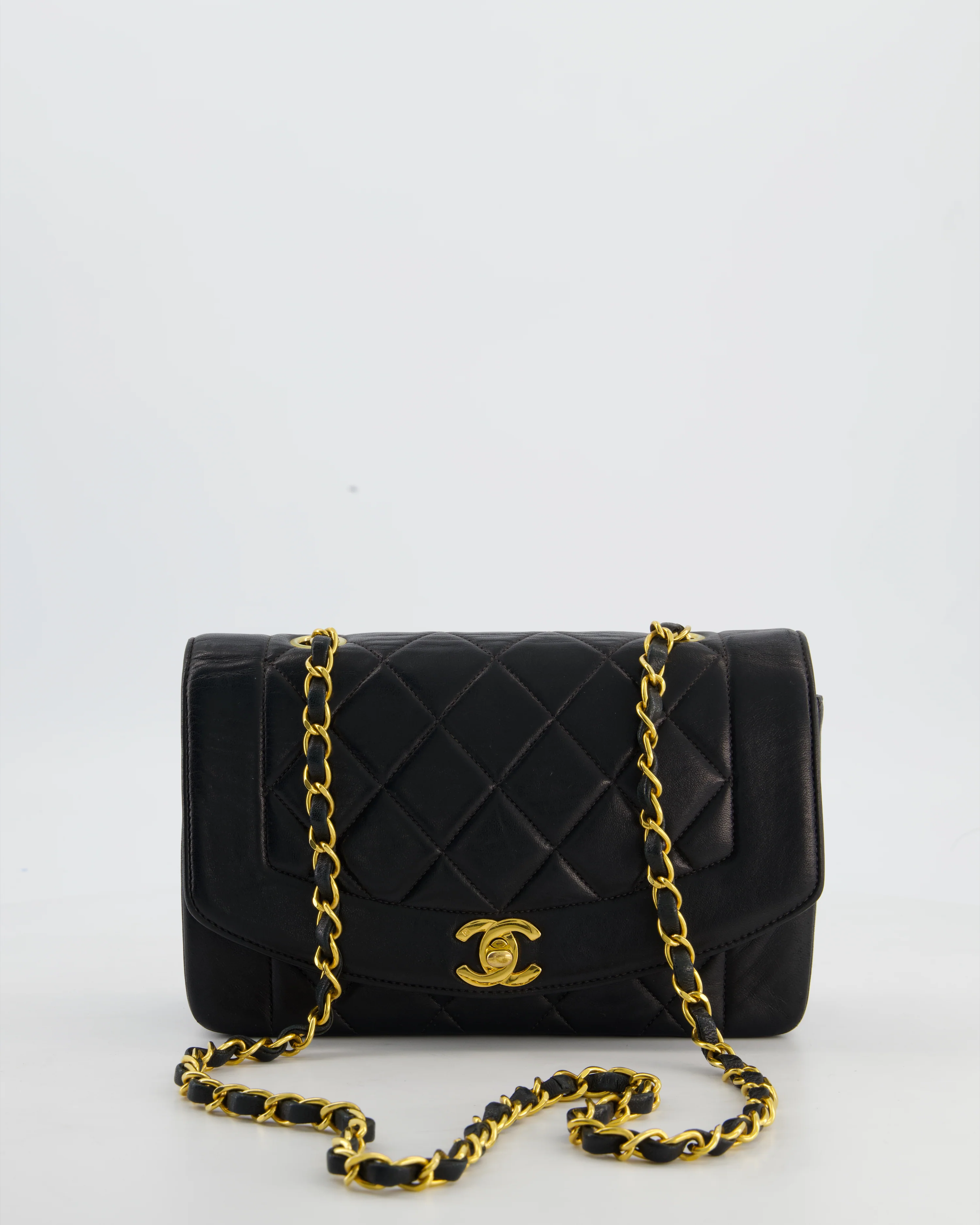 Chanel Vintage Black Small Diana Flap Bag in Lambskin Leather with 24K Gold Hardware - Image 3
