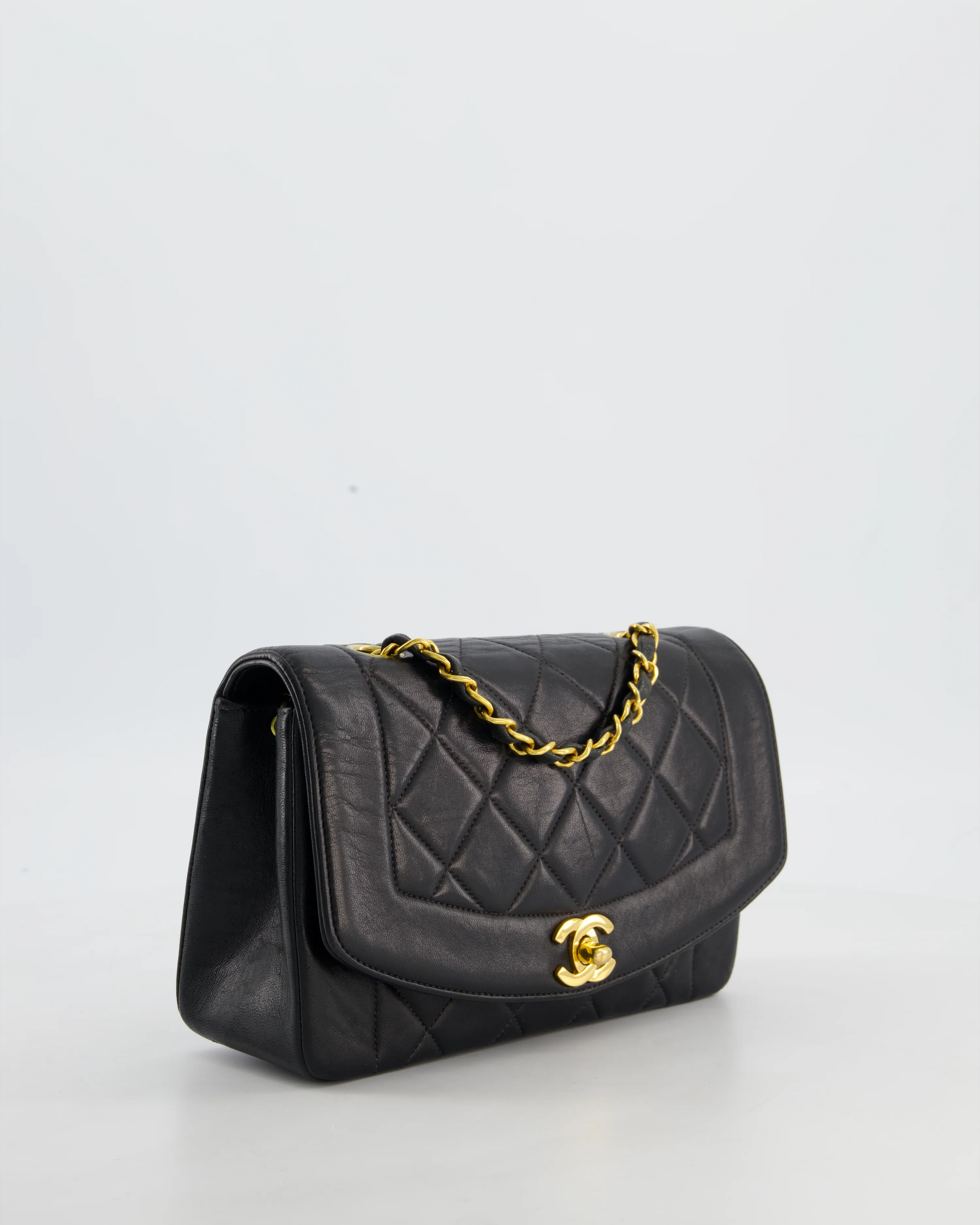 Chanel Vintage Black Small Diana Flap Bag in Lambskin Leather with 24K Gold Hardware - Image 4
