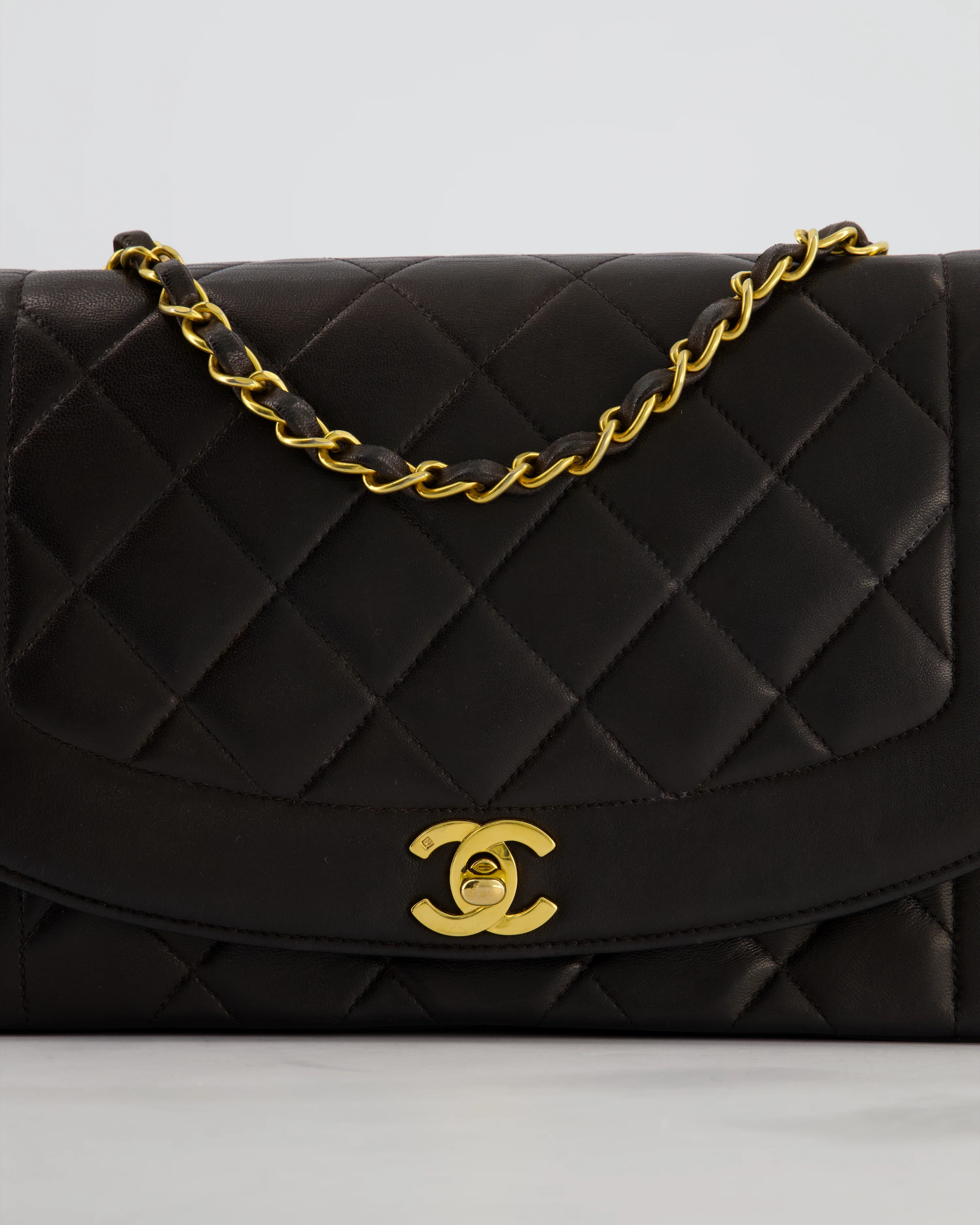 Chanel Vintage Espresso Brown Medium Diana Flap Bag in Lambskin Leather with 24K Gold Hardware - Image 14