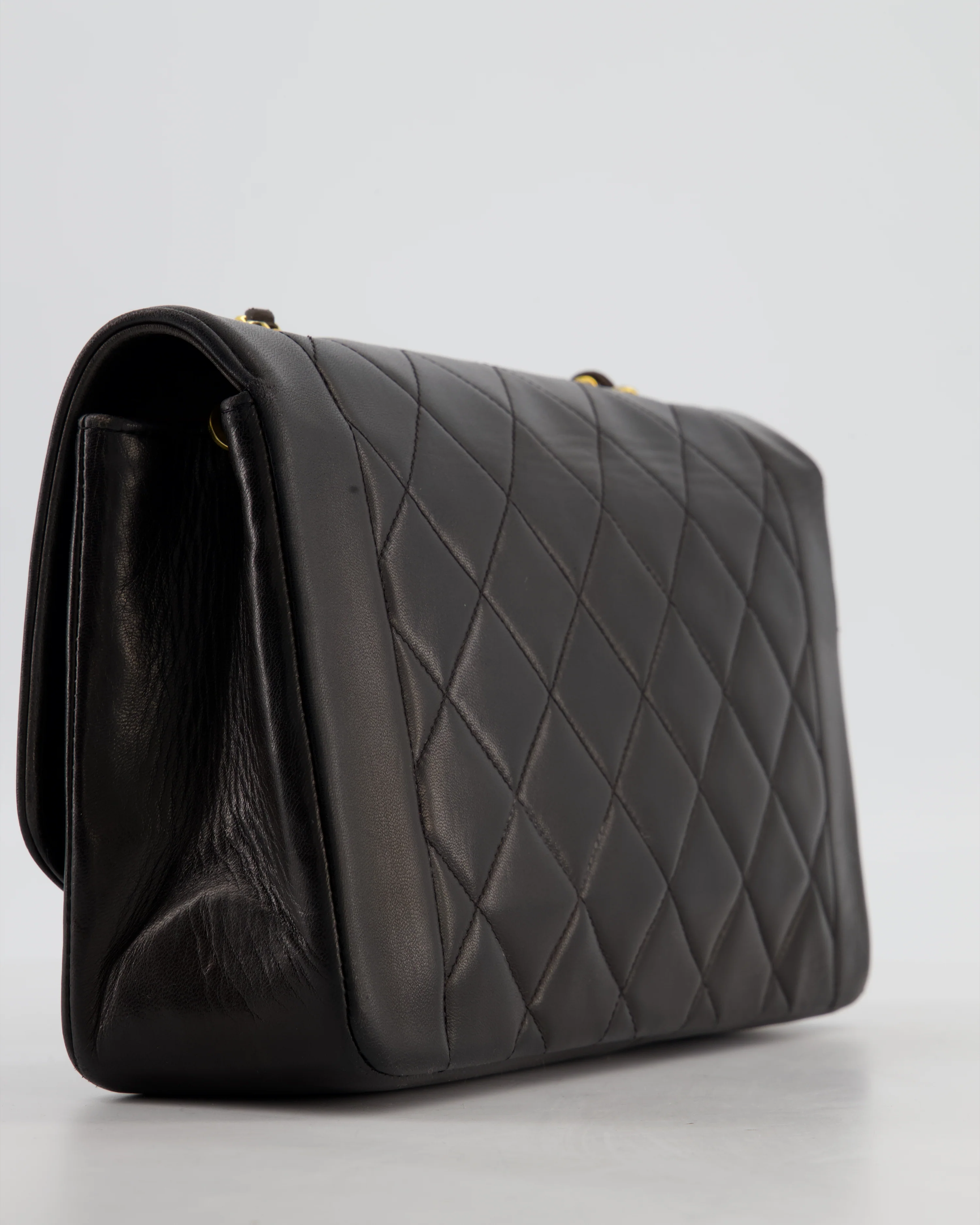 Chanel Vintage Espresso Brown Medium Diana Flap Bag in Lambskin Leather with 24K Gold Hardware - Image 15