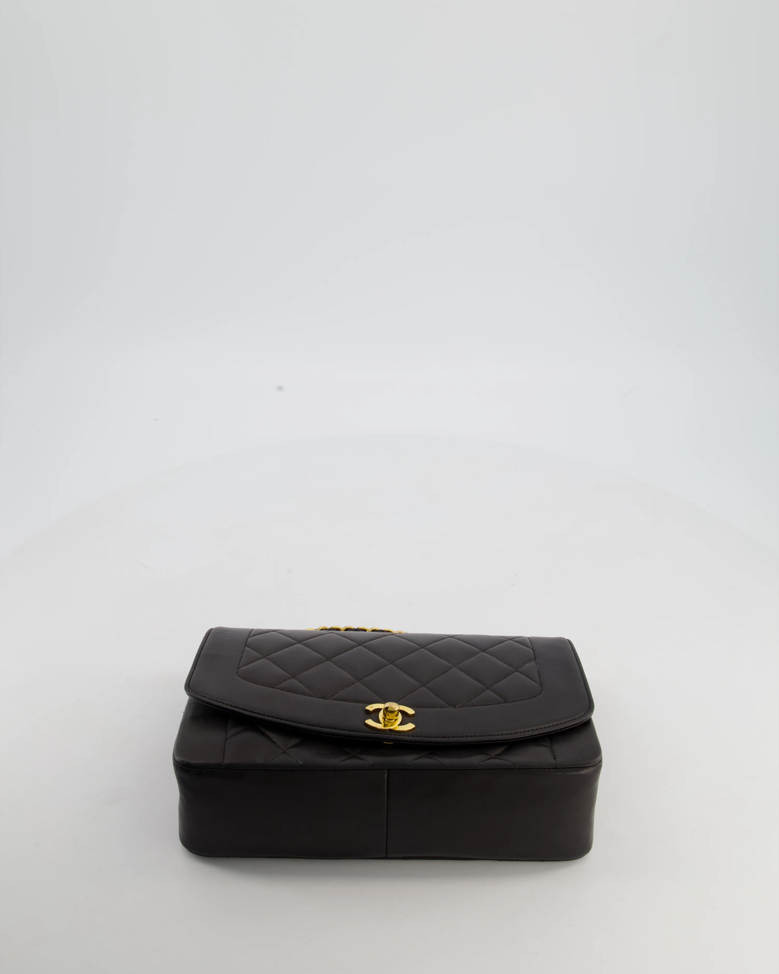 Chanel Vintage Espresso Brown Medium Diana Flap Bag in Lambskin Leather with 24K Gold Hardware - Image 19