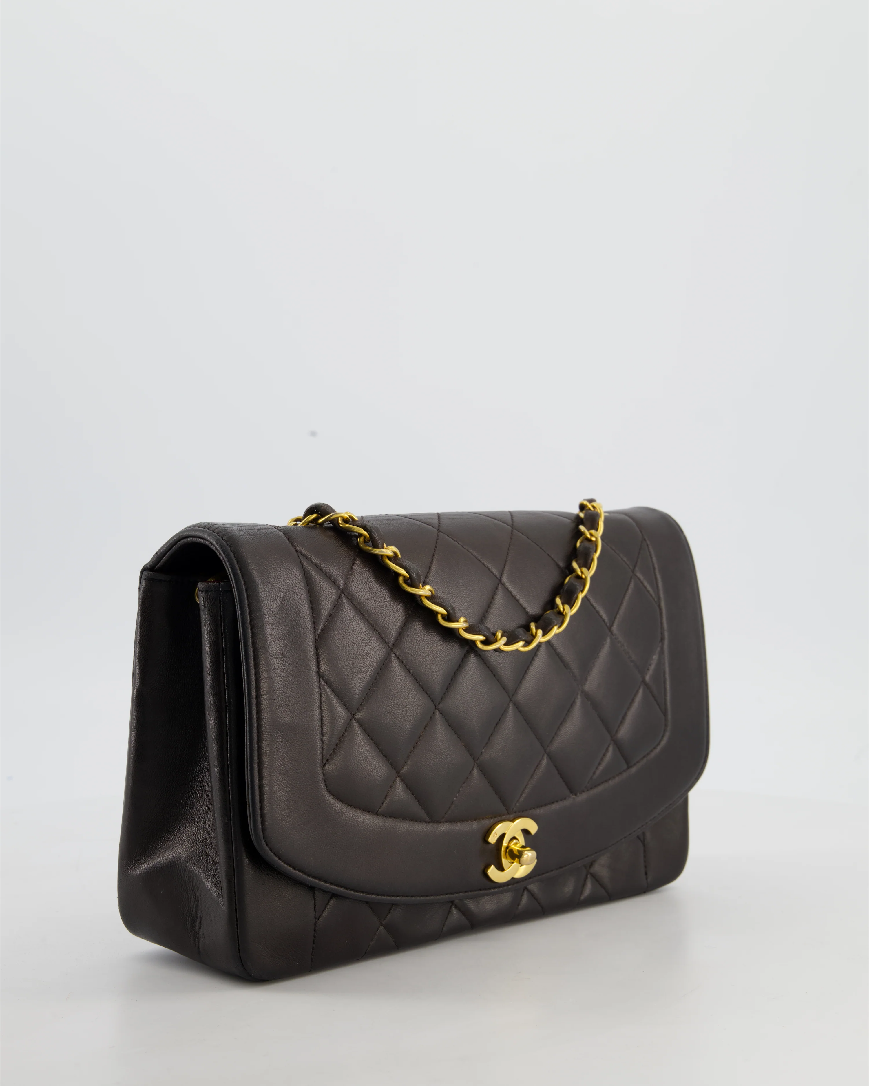 Chanel Vintage Espresso Brown Medium Diana Flap Bag in Lambskin Leather with 24K Gold Hardware - Image 4