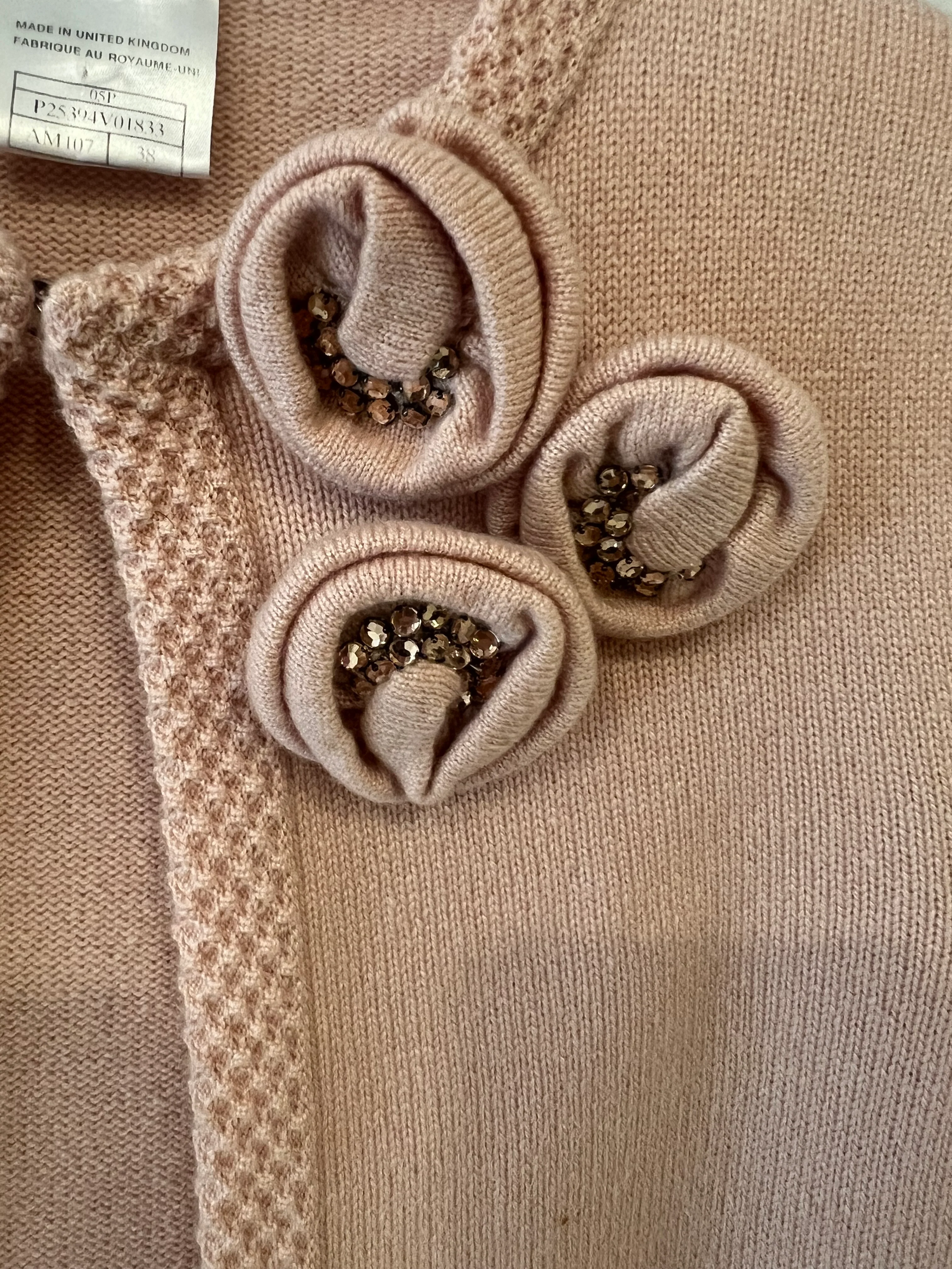 Chanel 05/S Vintage Pink Cashmere Cardigan with Floral Crystals Size FR 38 (UK 10) - Image 10