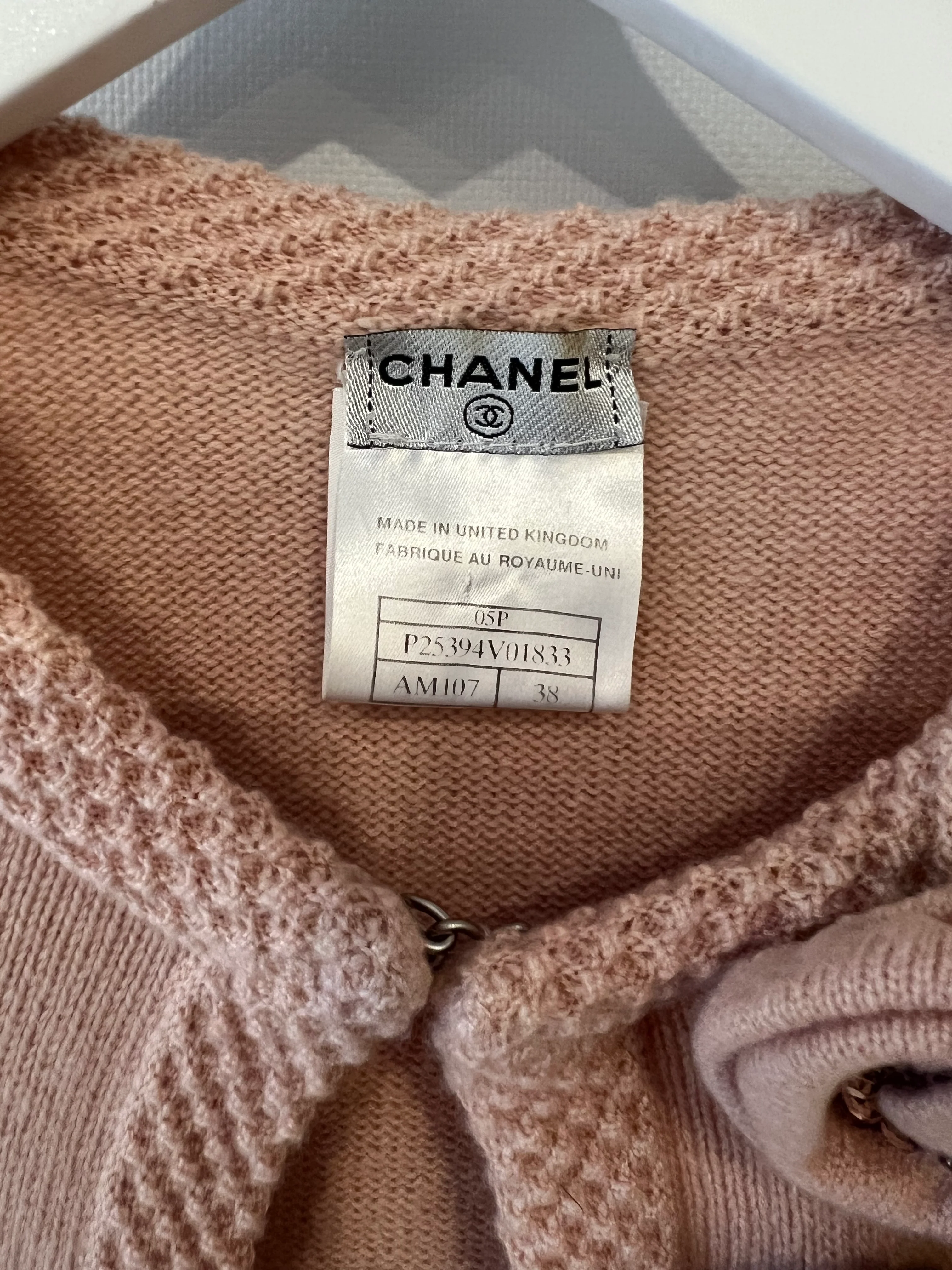 Chanel 05/S Vintage Pink Cashmere Cardigan with Floral Crystals Size FR 38 (UK 10) - Image 12