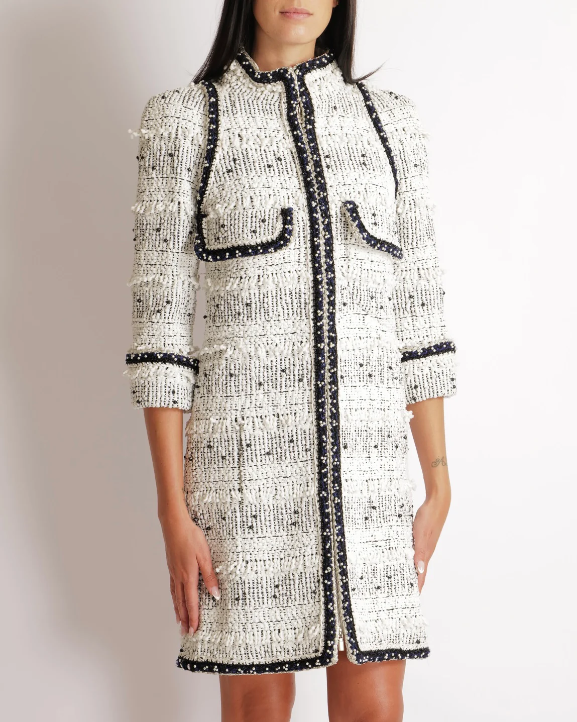 Chanel Fall 2017 White and Black Tweed Long Jacket with Black and White Pearl Embellishments and Front Pocket Details Size FR 36 (UK 8) - Image 2