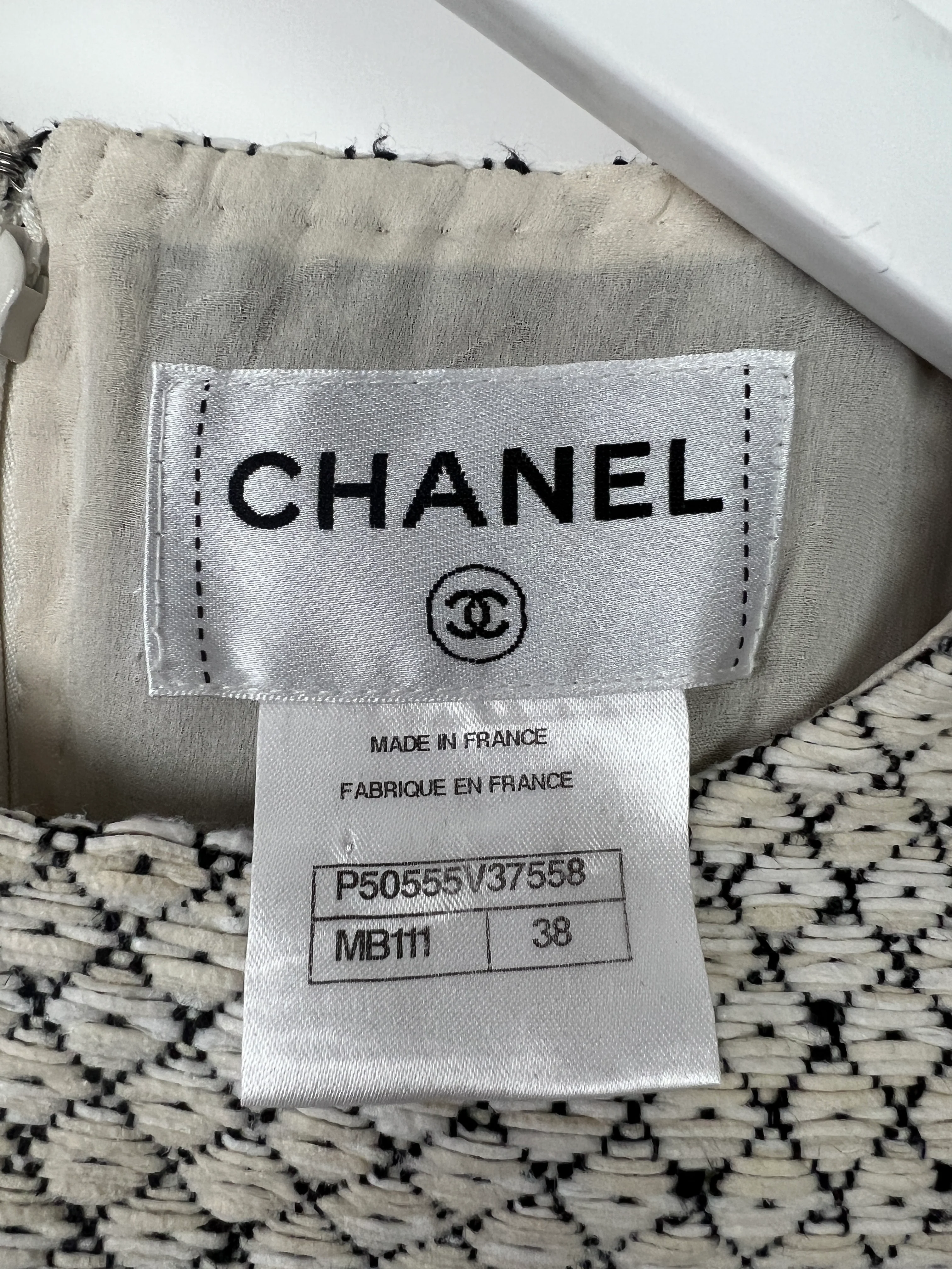 Chanel White, Black Short Sleeve Tweed Dress Size FR 38 (UK 10) - Image 10
