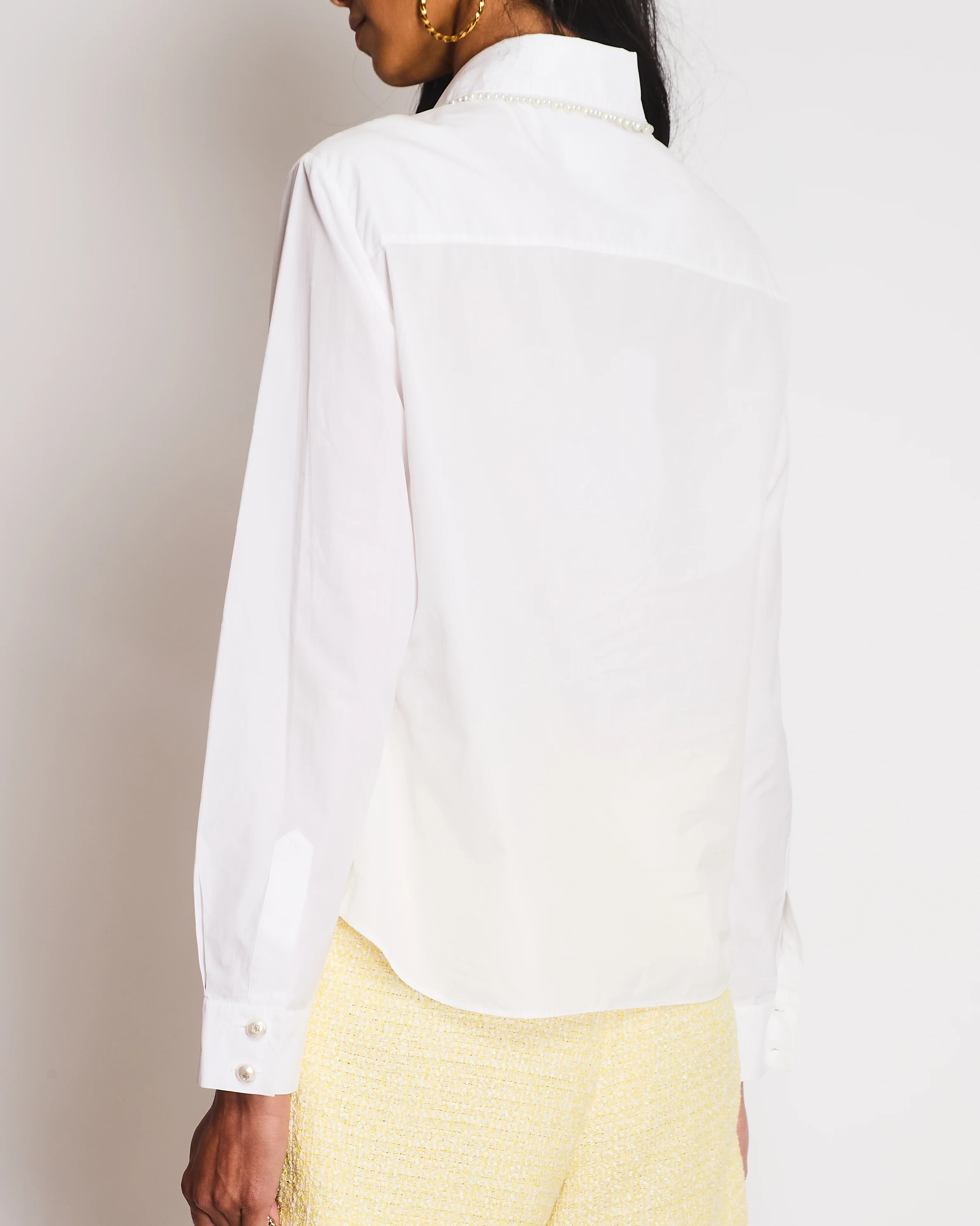 Chanel White Button Down CC Logo Shirt with Pearl Collar Detail Size FR 38 (UK 10) - Image 2