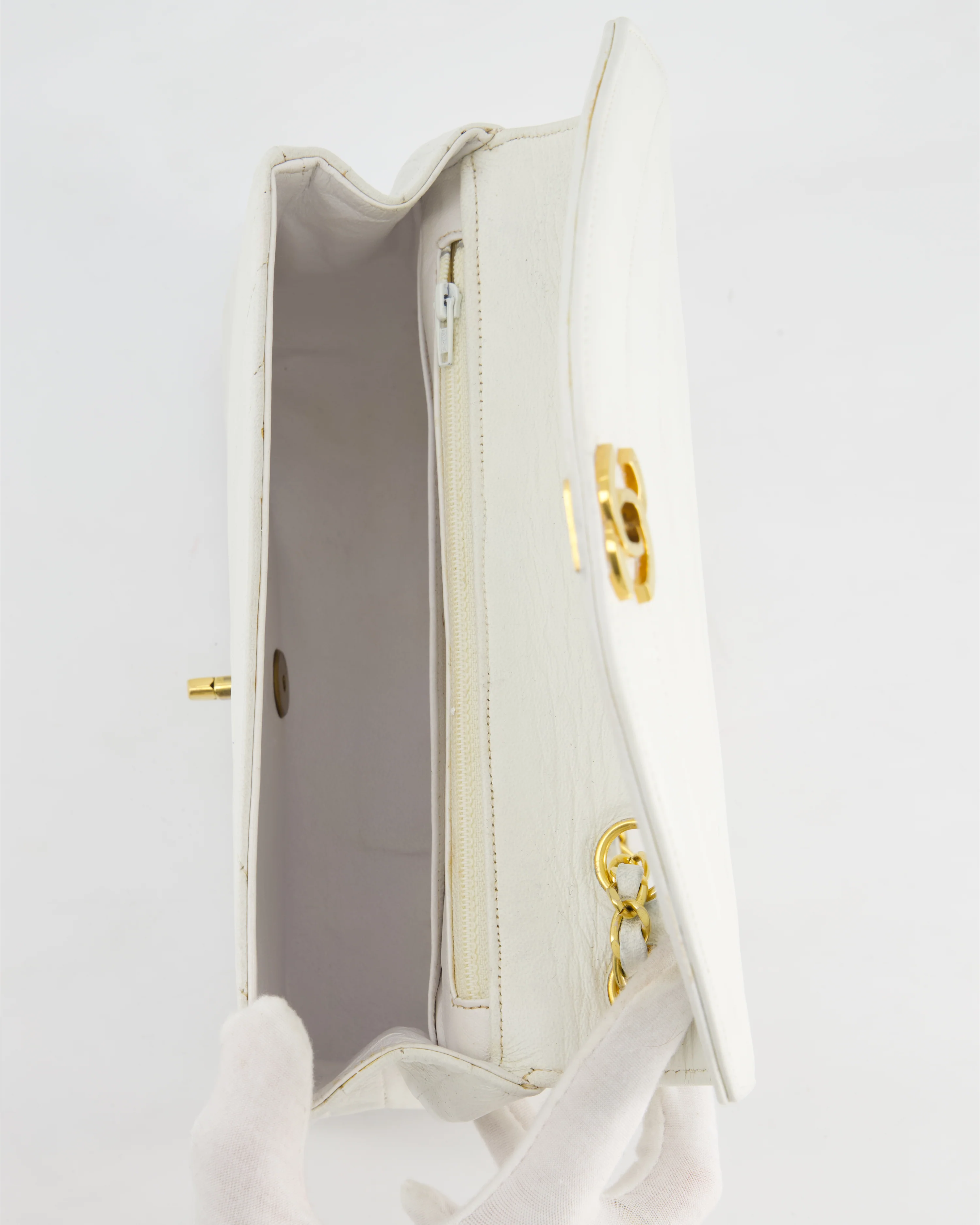 Chanel White Half Moon Curve Flap Vintage Quilted Bag With 24k Gold Hardware - Image 20