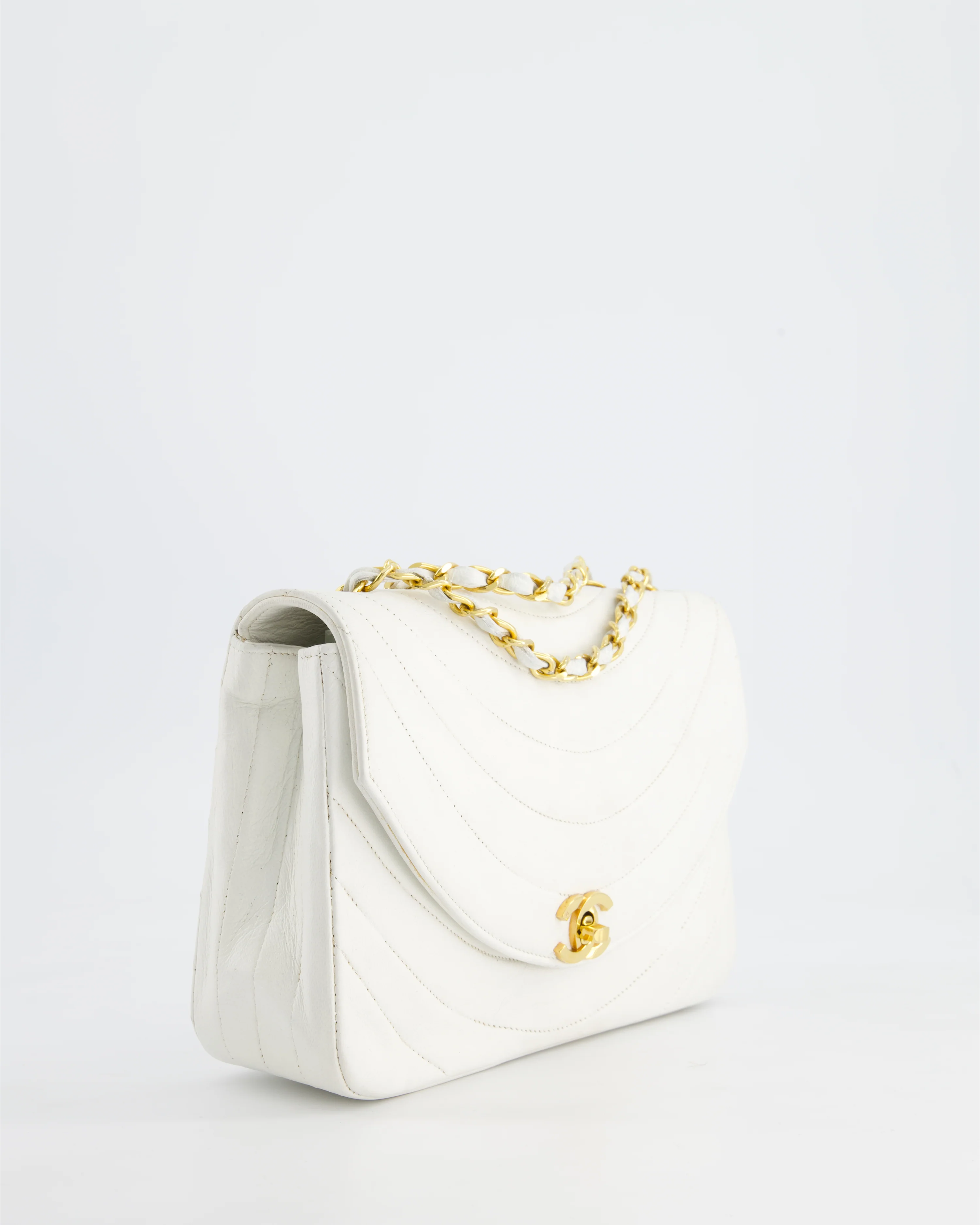 Chanel White Half Moon Curve Flap Vintage Quilted Bag With 24k Gold Hardware - Image 4