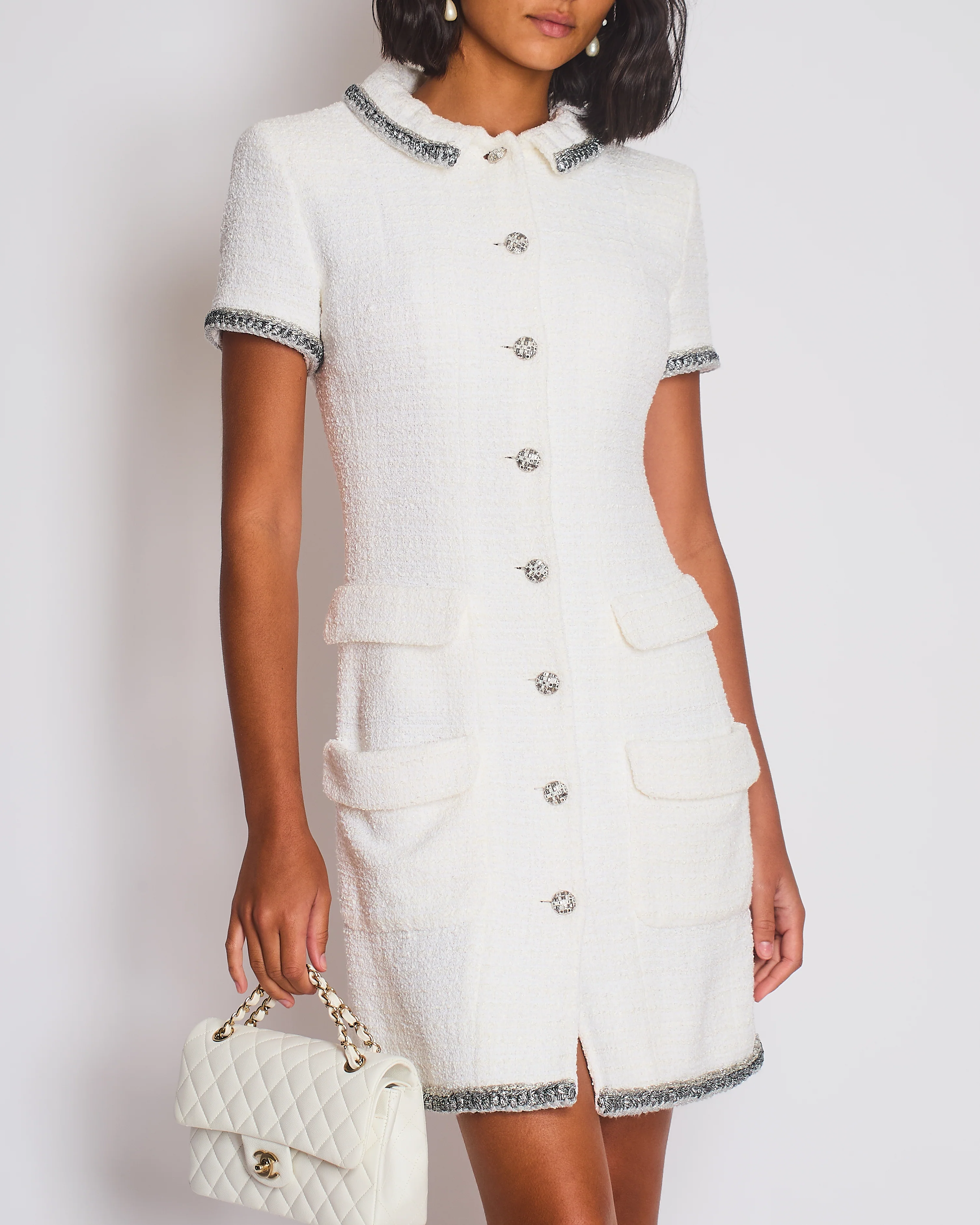 *HOT* Chanel 20S White Tweed Short-Sleeve Mini Dress with Silver Buttons and Embellishments Details FR 42 (UK 14) RRP £5,250 - Image 2