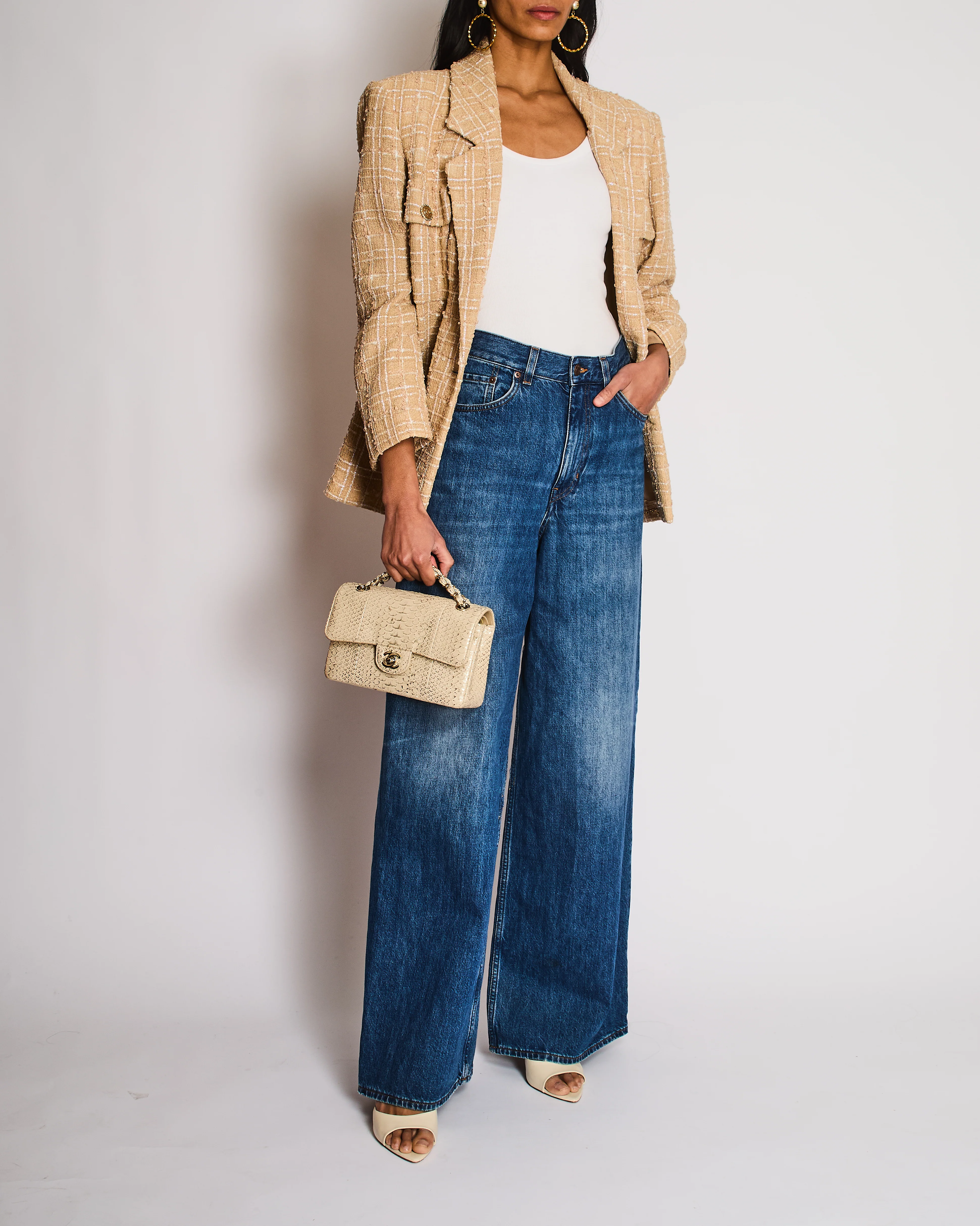 Chloe Blue Stone Wash Flared High-Waisted Jeans Size 28 (UK 10)