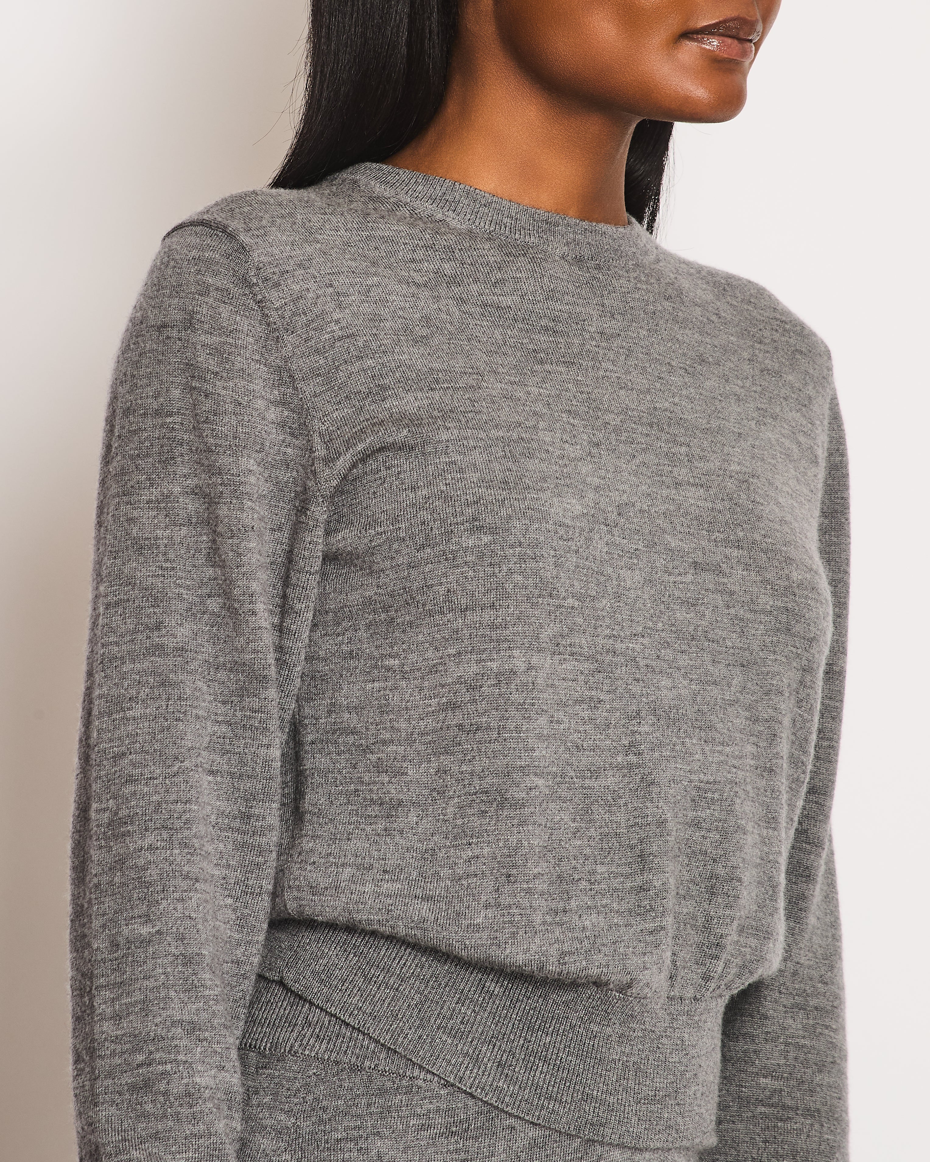 Chloe Grey Two-Piece Wool Jumper and Trouser Set Size S (UK 8) - Image 4
